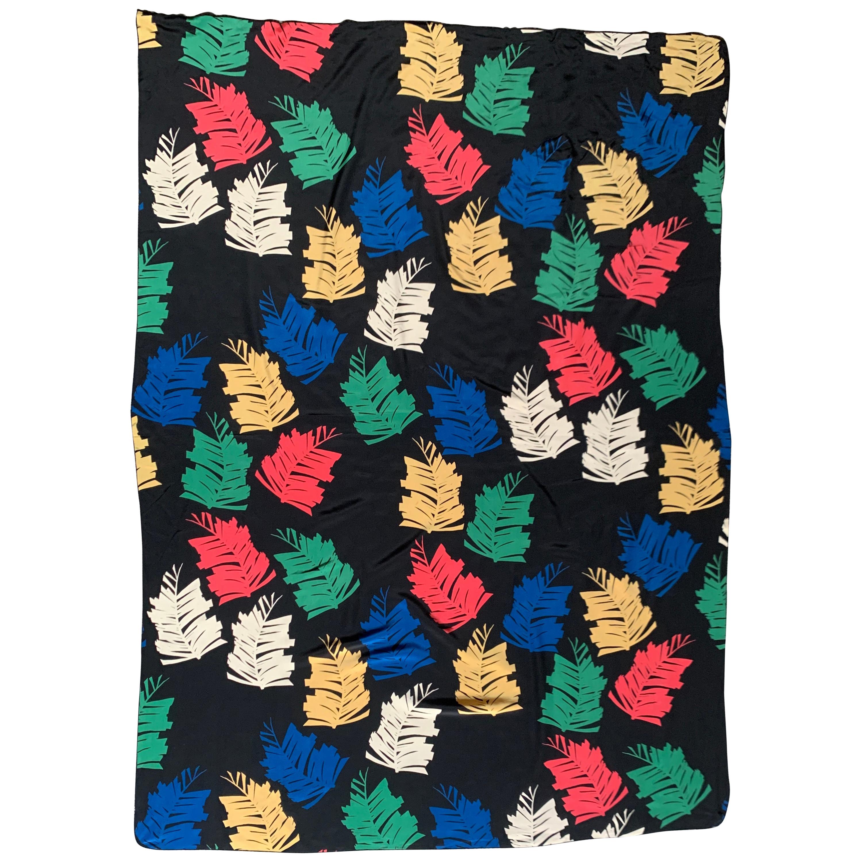 Michaele Vollbracht - Grand foulard noir ou sarong en imprimé fougère multicolore en vente
