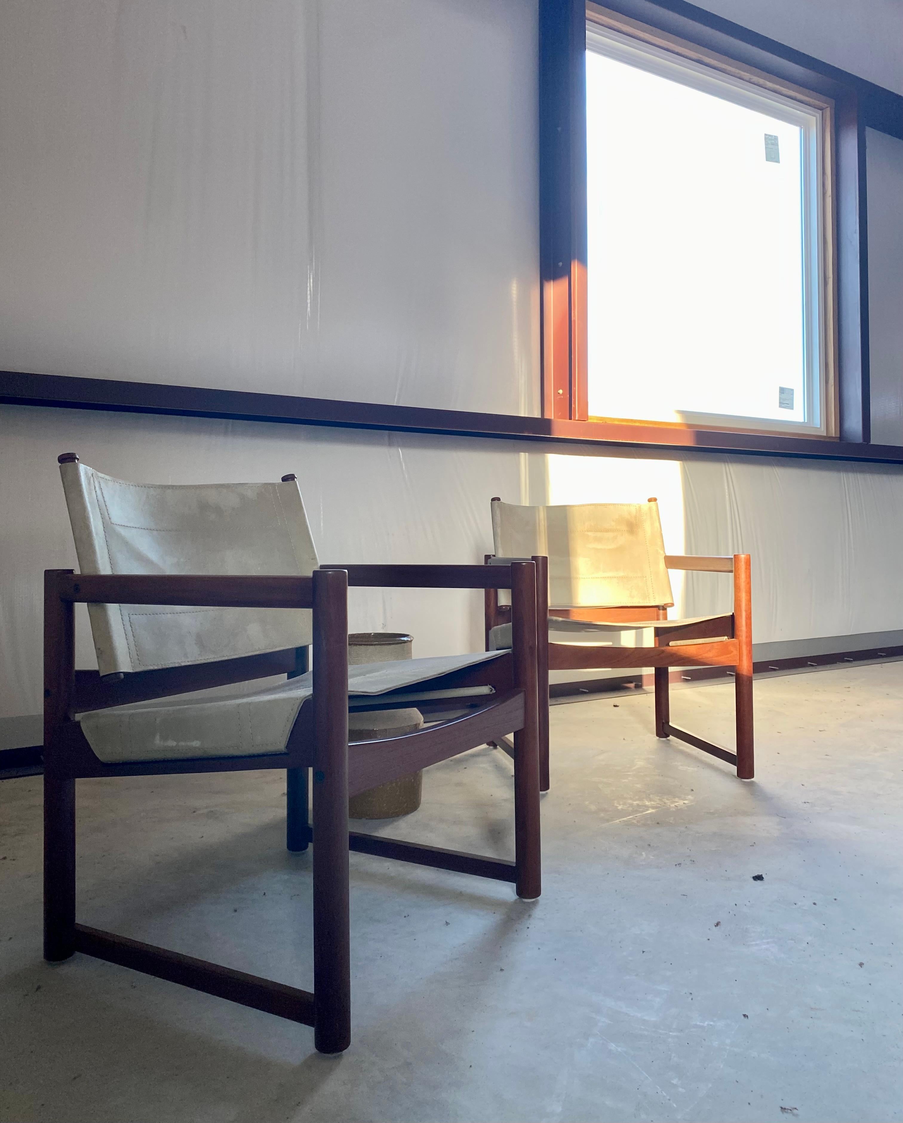 Paire de chaises Michel Arnoult en cuir et Imbuia (Brésil) Bon état - En vente à Round Top, TX