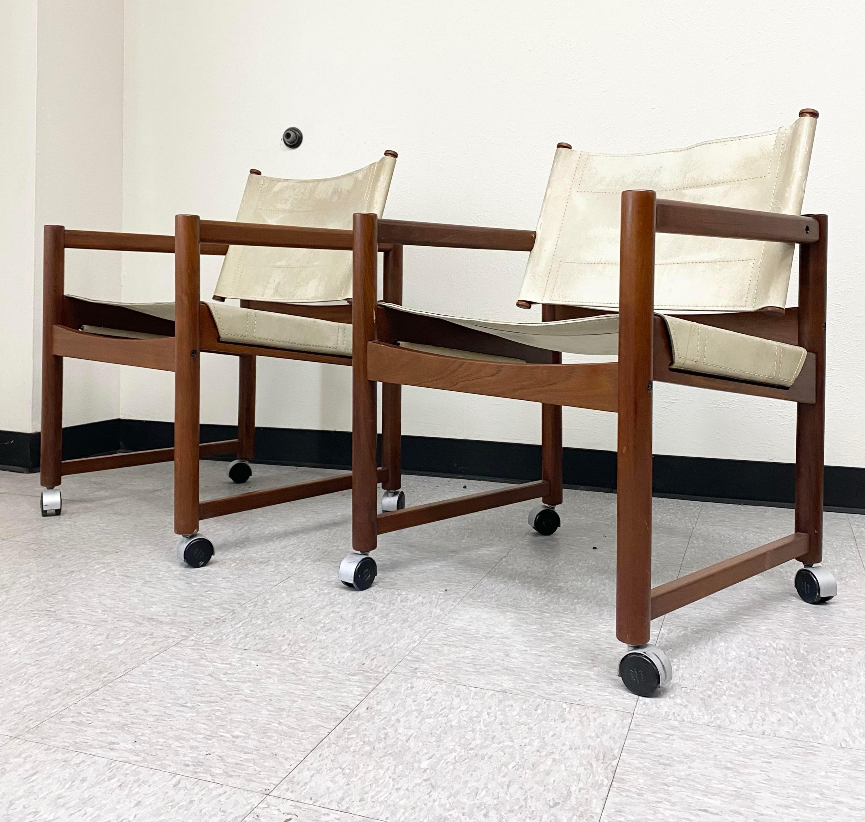 20th Century Michel Arnoult Leather + Imbuia Pair Chairs (Brazil) For Sale