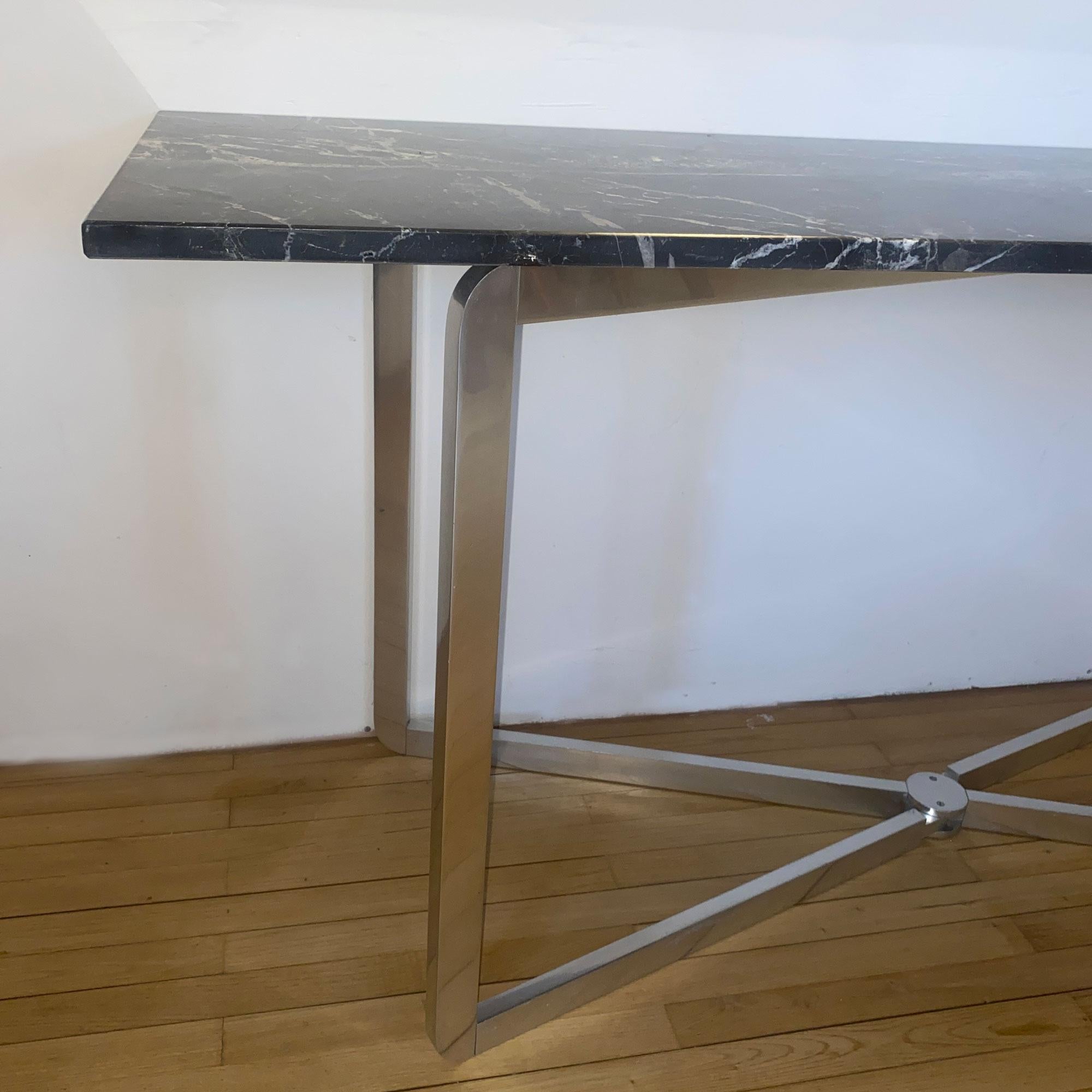 Francese Michel Boyer in marmo e  console in alluminio 1970 in vendita
