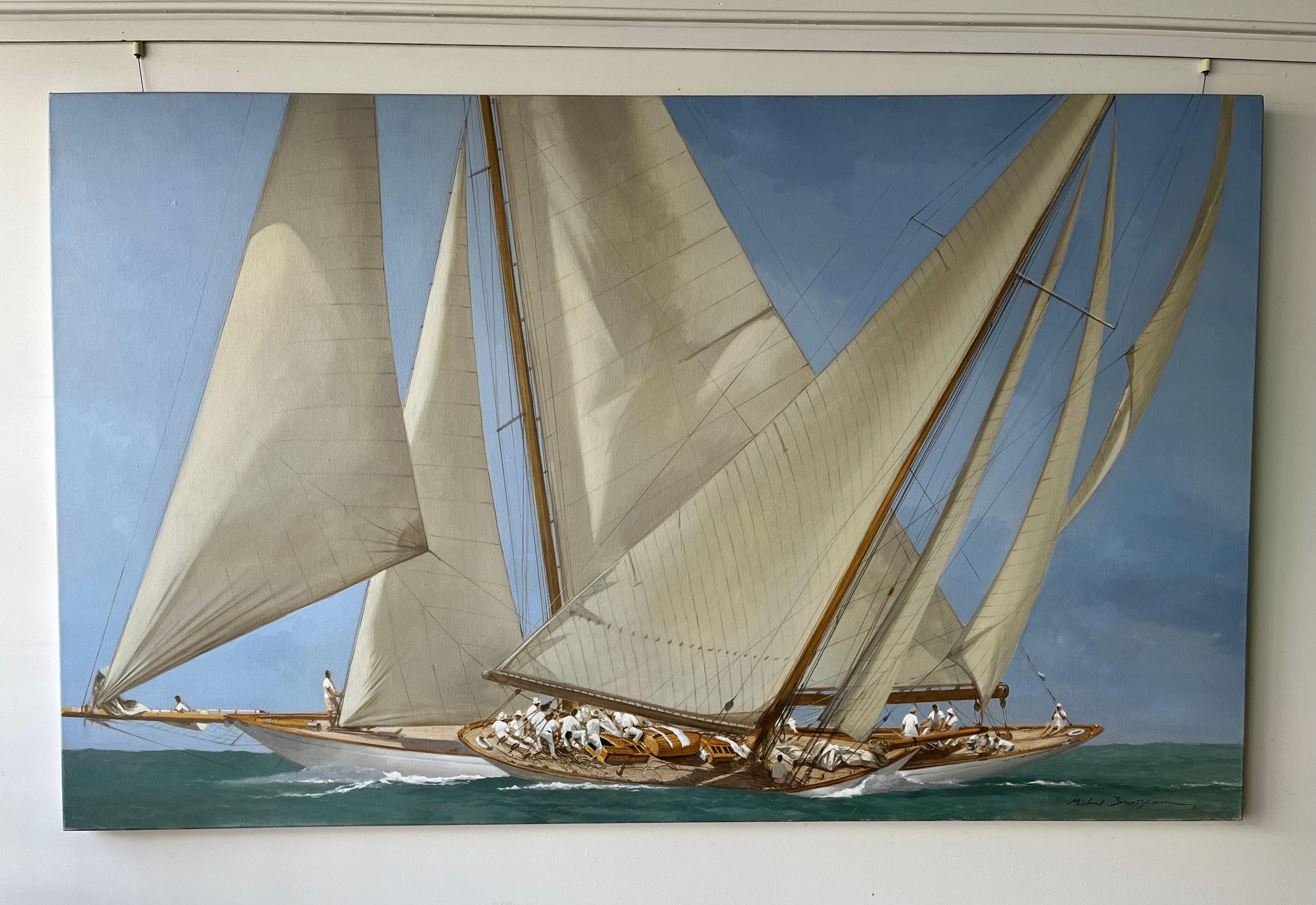 „Classic Race“ horizontales Ölgemälde von zwei Segelbooten und Schiffsmannschaft mit blauem Himmel – Painting von Michel Brosseau