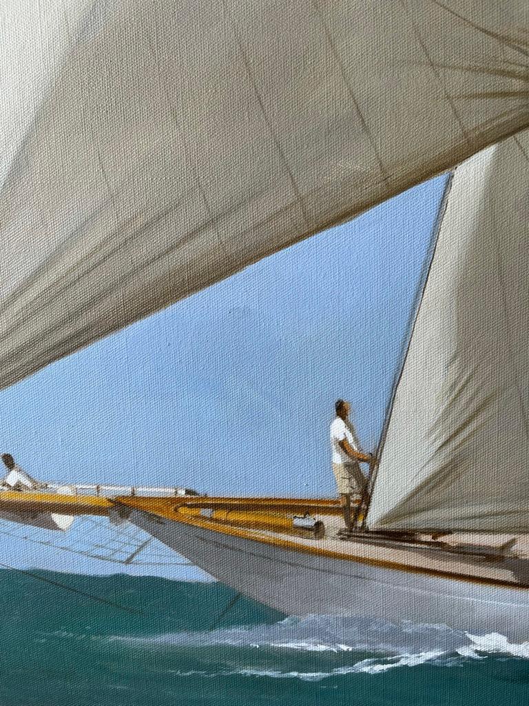 „Classic Race“ horizontales Ölgemälde von zwei Segelbooten und Schiffsmannschaft mit blauem Himmel 2