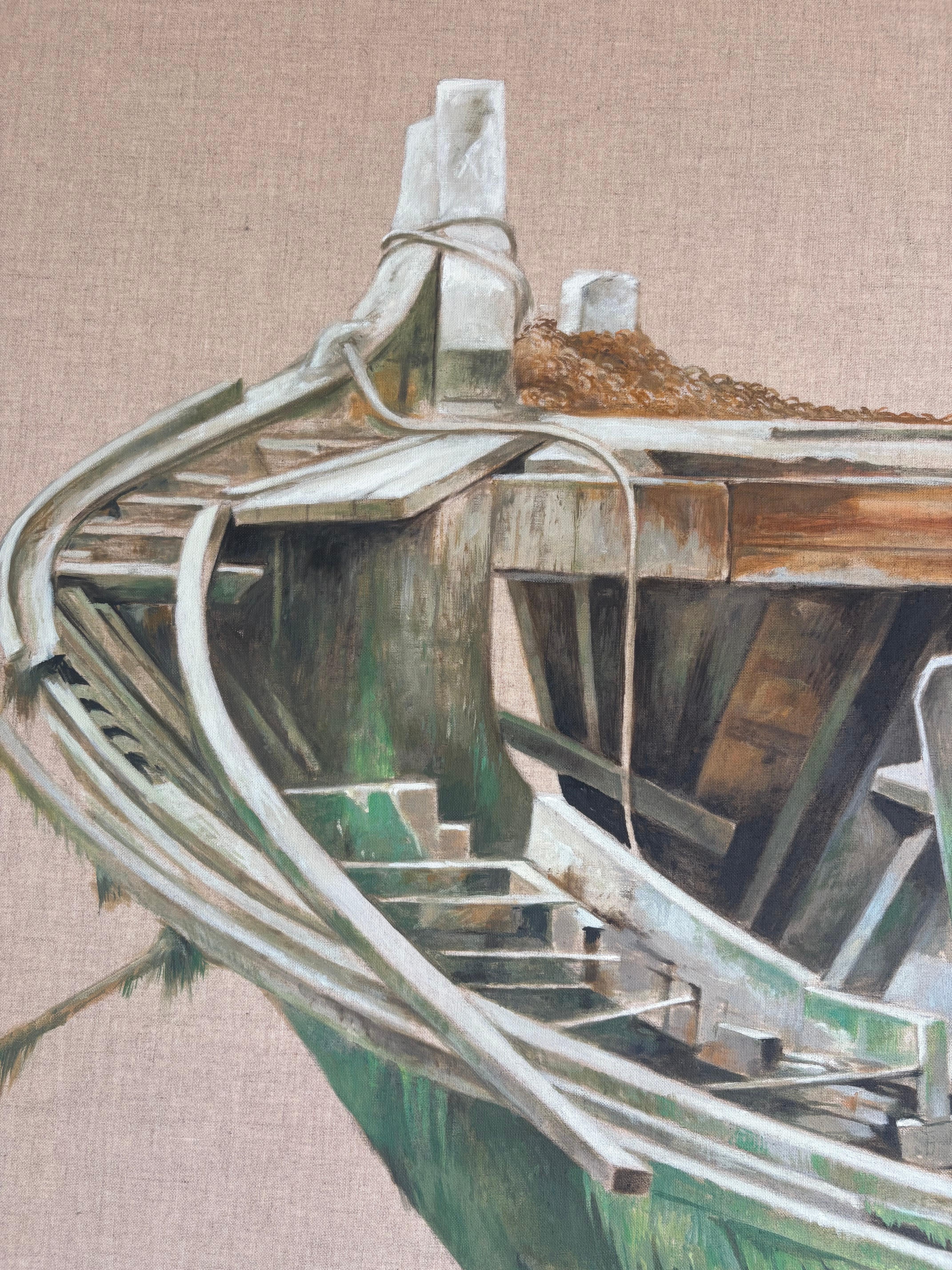 „Verde in View“, ein fotorealistisches Ölgemälde mit Blick auf ein leuchtend grünes Boot im Angebot 1