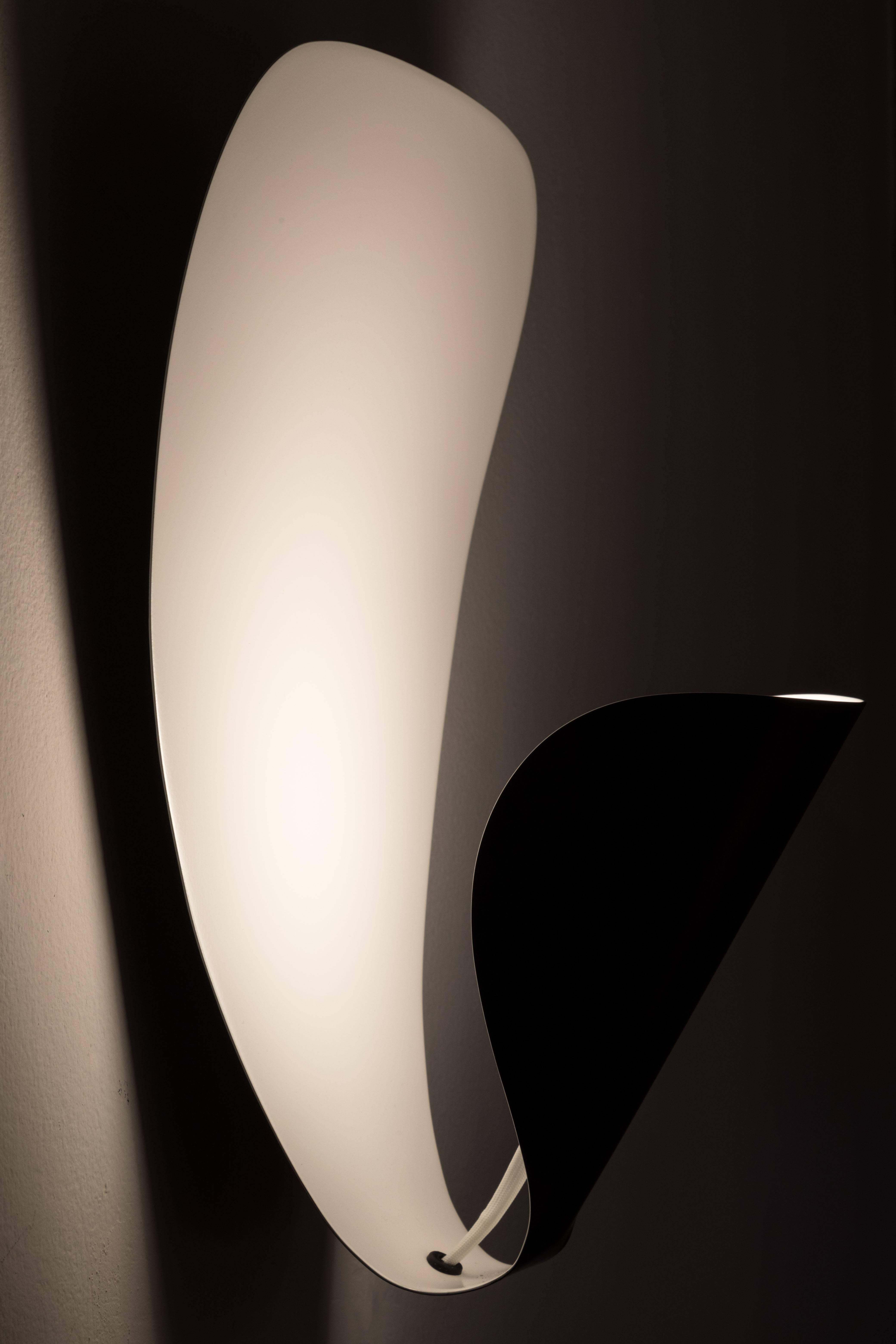 Michel Buffet 'B206' Lampe murale noire et blanche pour Disderot en vente 3