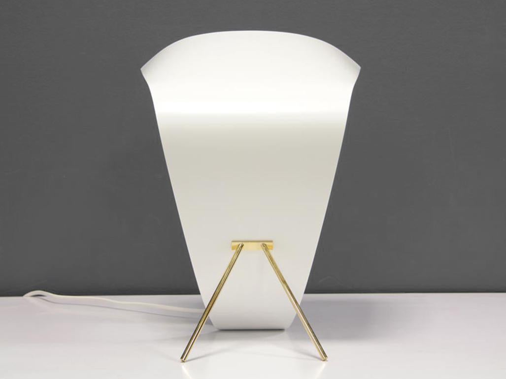 Michel Buffet Mid-Century Modern White B201 Desk Lamp In New Condition In Barcelona, Barcelona