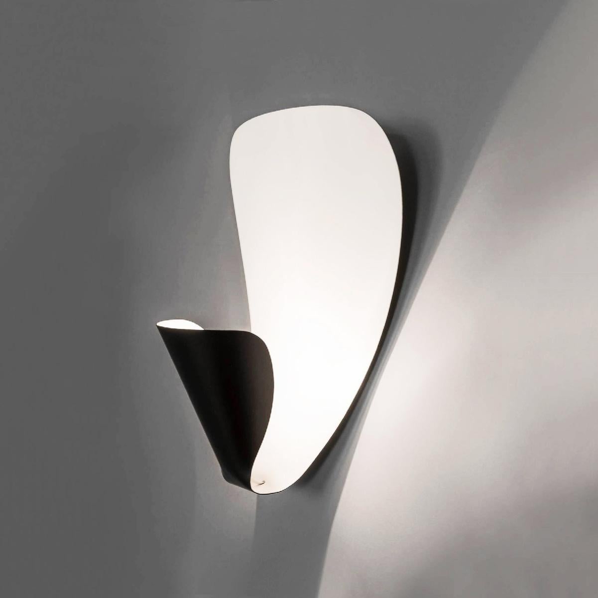 Peint Michel Buffet - White Sconce B206 Wired for US Market - IN STOCK ! en vente