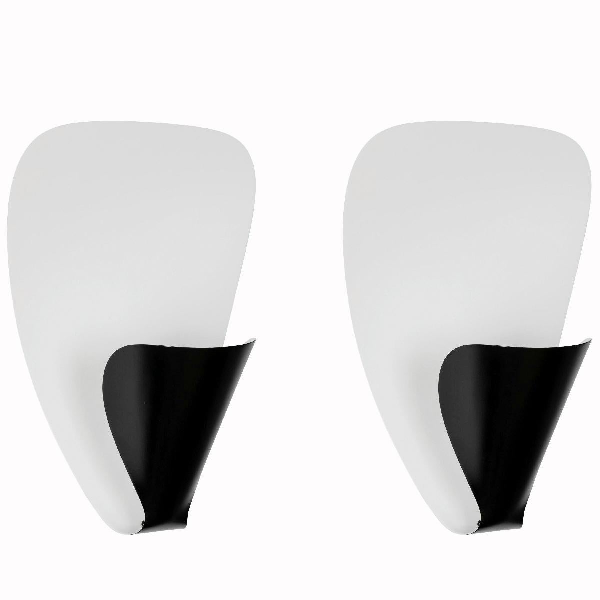 Michel Buffet - White Sconce B206 Wired for US Market - IN STOCK ! Neuf - En vente à Stratford, CT