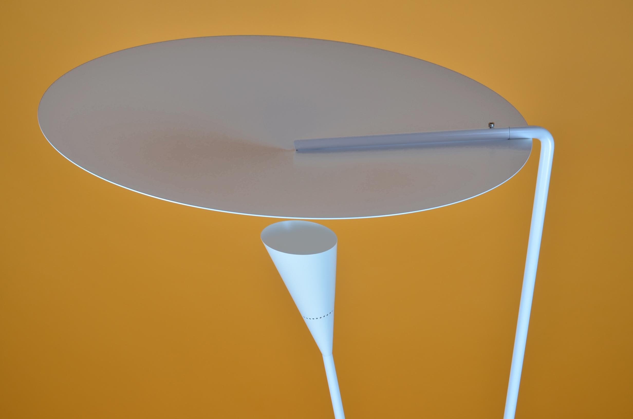 French Michel Buffet - White Standing Floor Lamp B211 For Sale