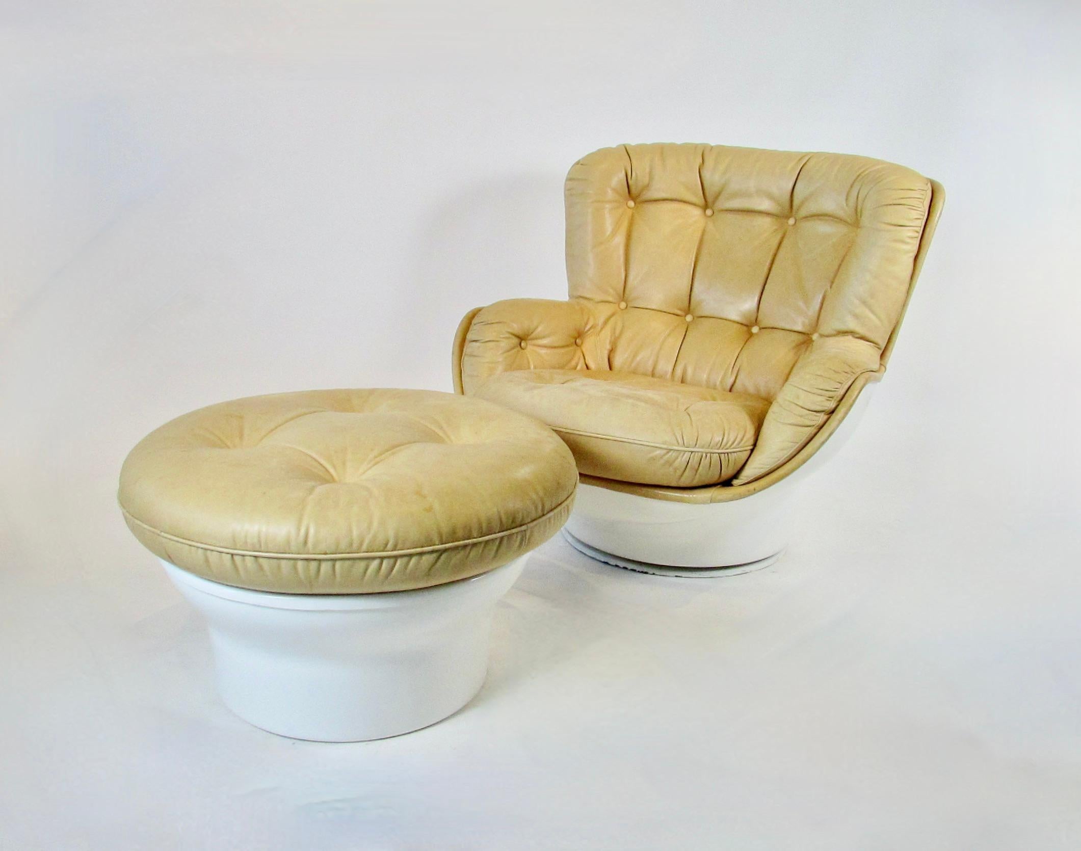 Post-Modern Michel Cadestin for Airborne White Fiberglass with Leather Lounge Chair Ottoman For Sale