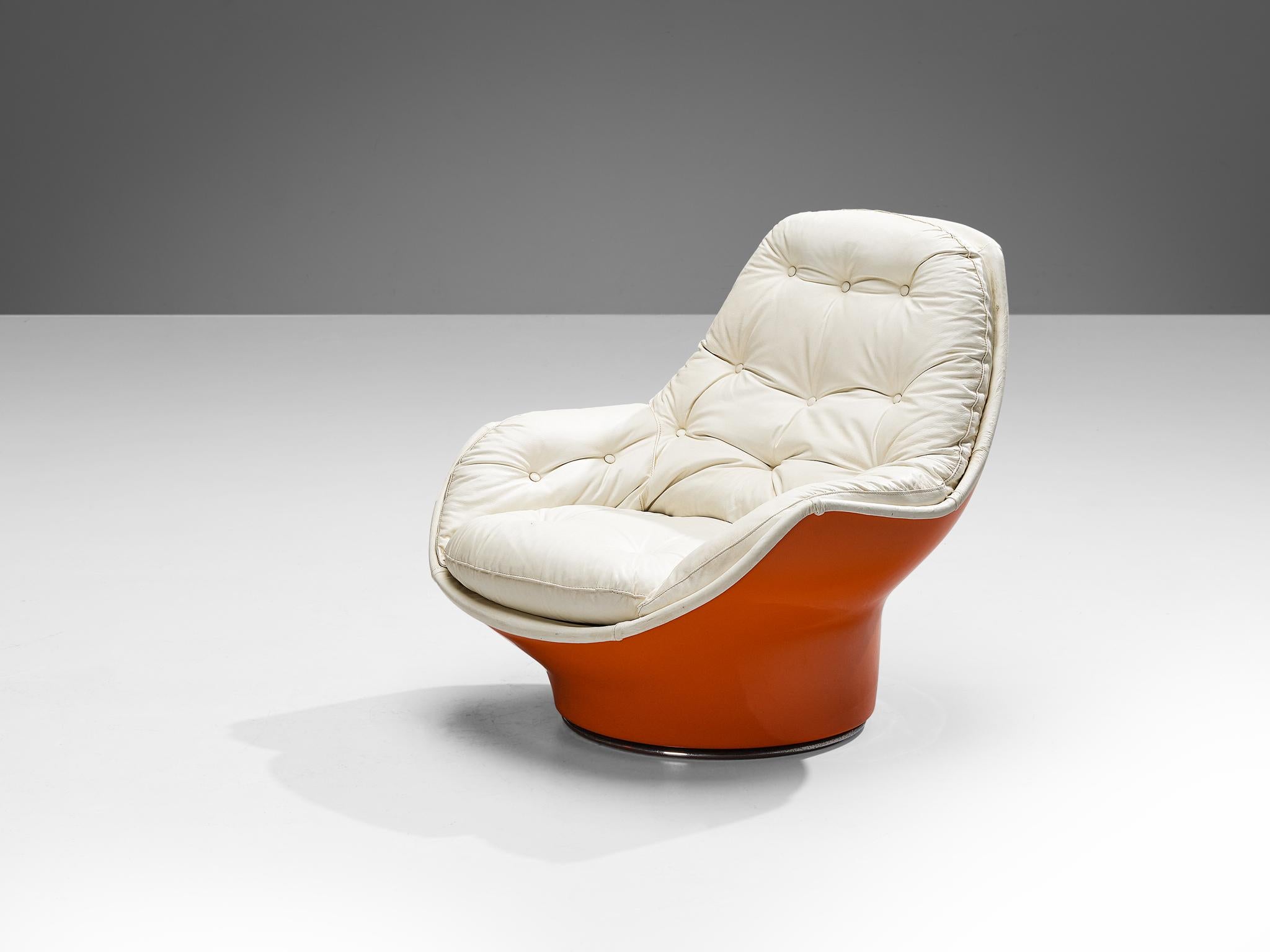 Michel Cadestin for Airborne, 'Yoga' lounge chair, fiberglass, padded leather, steel, France, 1970s

A remarkable lounge chair designed by Michel Cadestin for Airborne in the 1970s. This lounge chair, model 'Yoga', is easily recognized as a design
