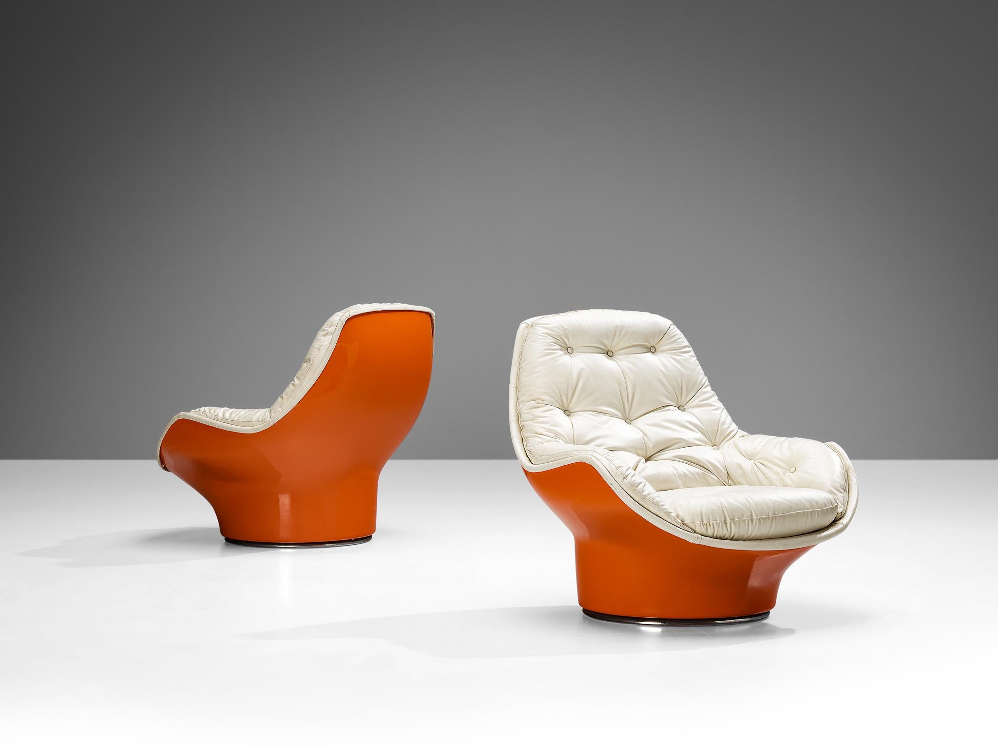 Michel Cadestin for Airborne pair of 'Yoga' lounge chairs, fiberglass, padded leather, France, 1970s

A pair of remarkable lounge chairs designed by Michel Cadestin for Airborne in the 1970s. These lounge chairs, model 'Yoga', are easily recognized