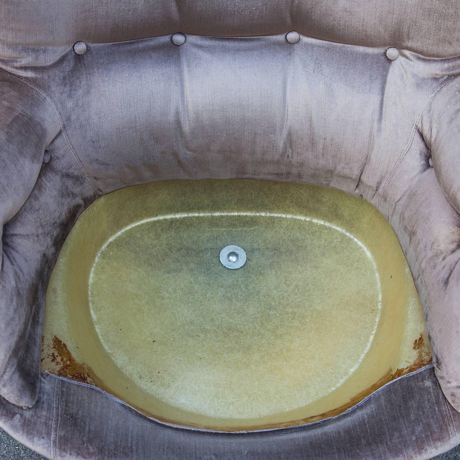 Michel Cadestin Karate Velvet Lounge Chair for Airborne, 1968 3