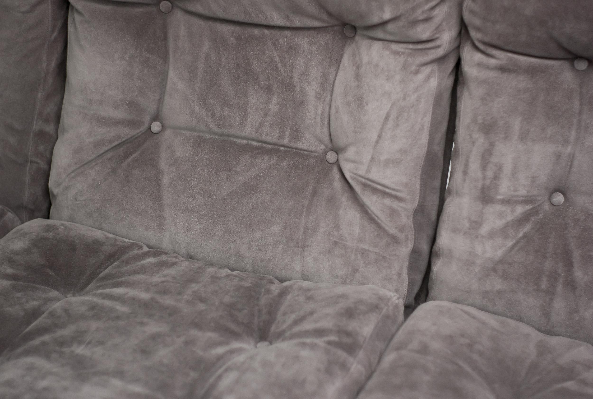 Fin du 20e siècle Canapé sectionnel 3 places 'Orchidée' en daim gris par Airborne en vente