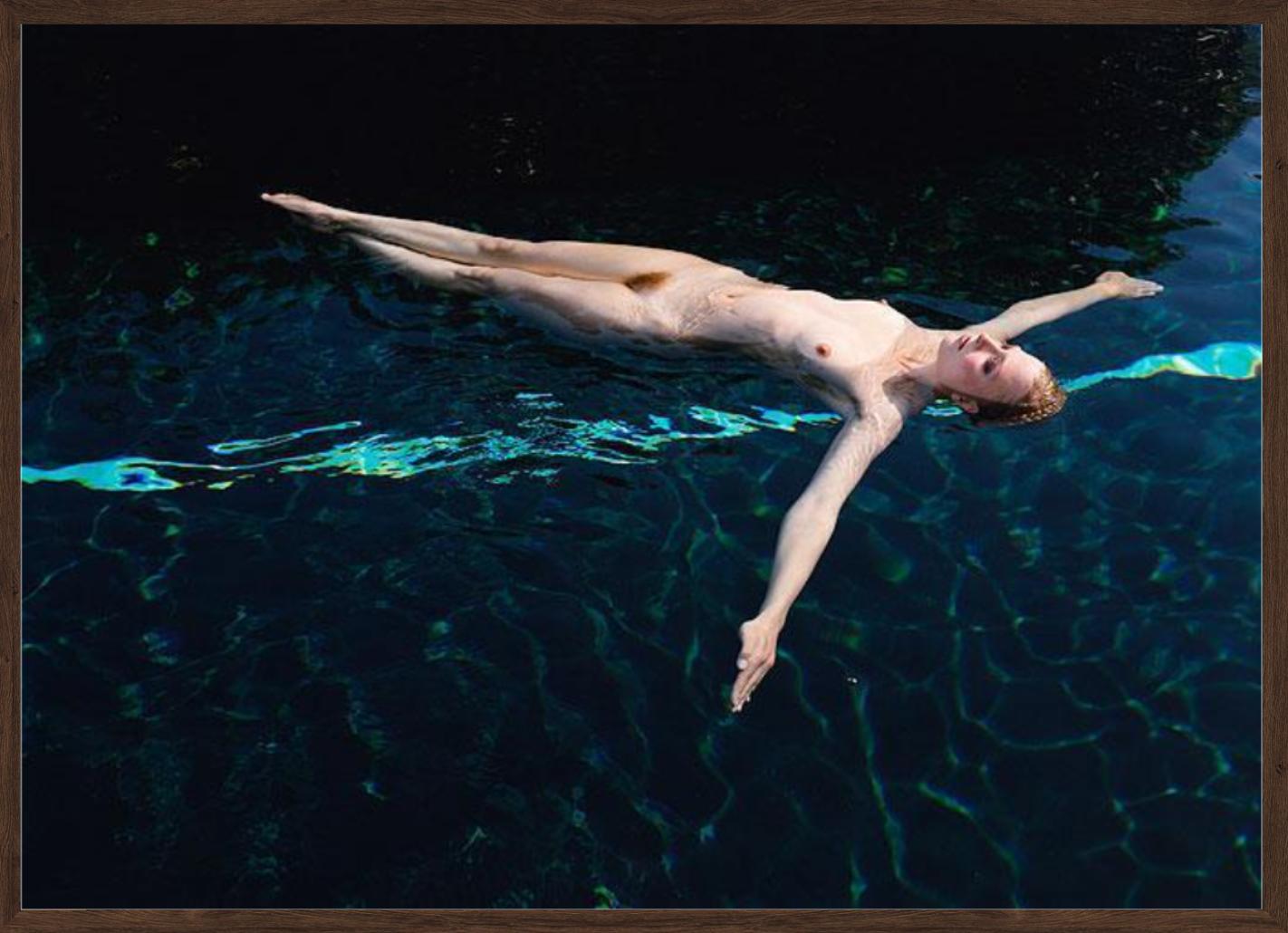 Anonymous Nude I - nude floating in water, fine art photography, 1999 - Contemporary Photograph by Michel Comte