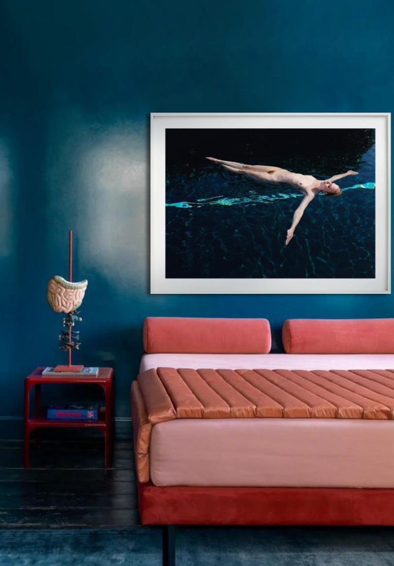 Nudo anonimo I - nudo che galleggia nell'acqua, fotografia artistica, 1999 in vendita 1