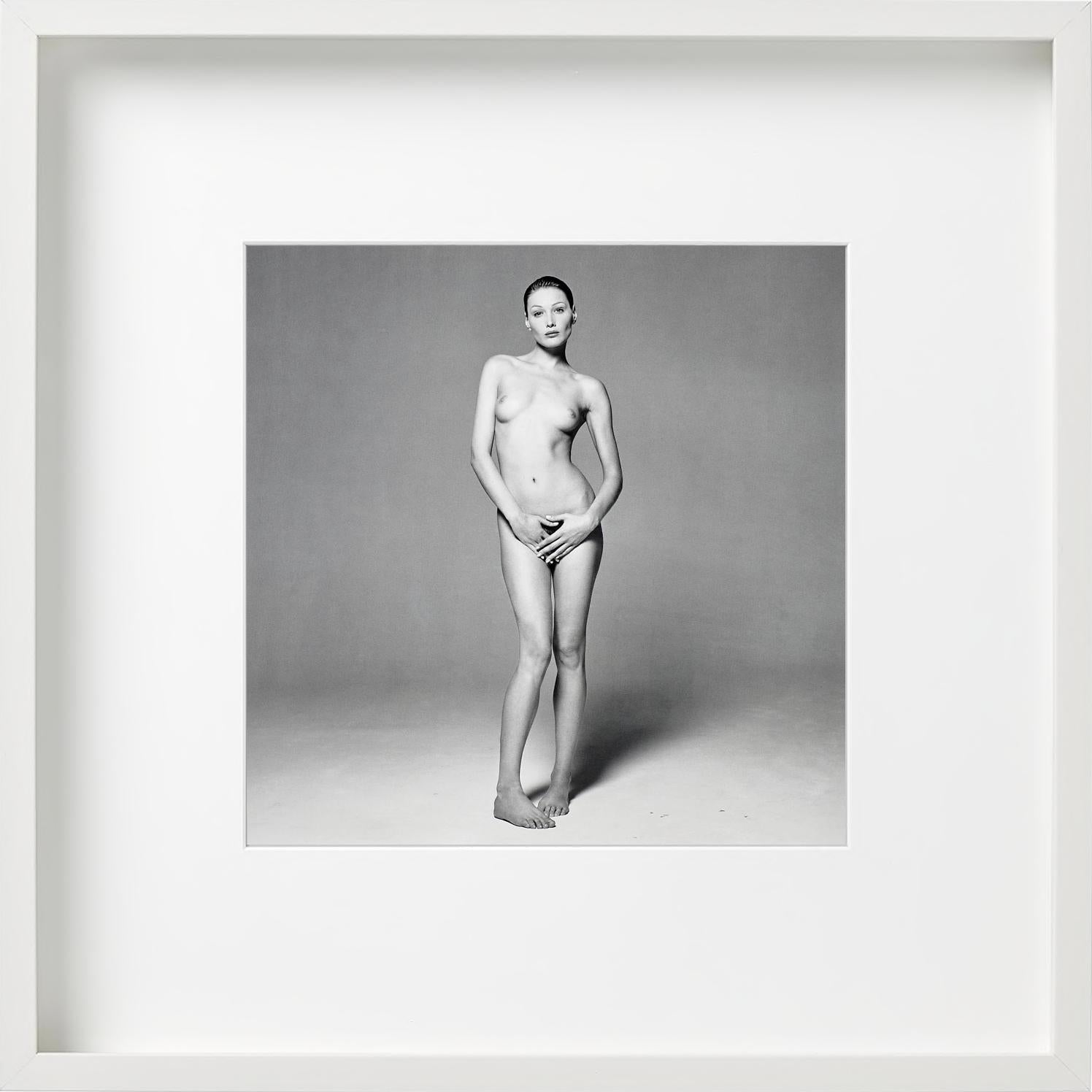 Carla Bruni, Campaigner per il sesso sicuro, fotografia artistica, 1993 in vendita 3