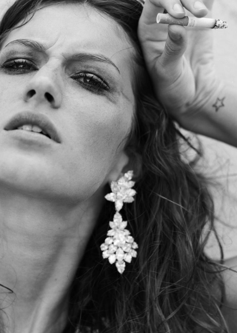 Gisele Buendchen Smoking - b&w Portrait with Jewelery, Fine Art Photography 1999 For Sale 4