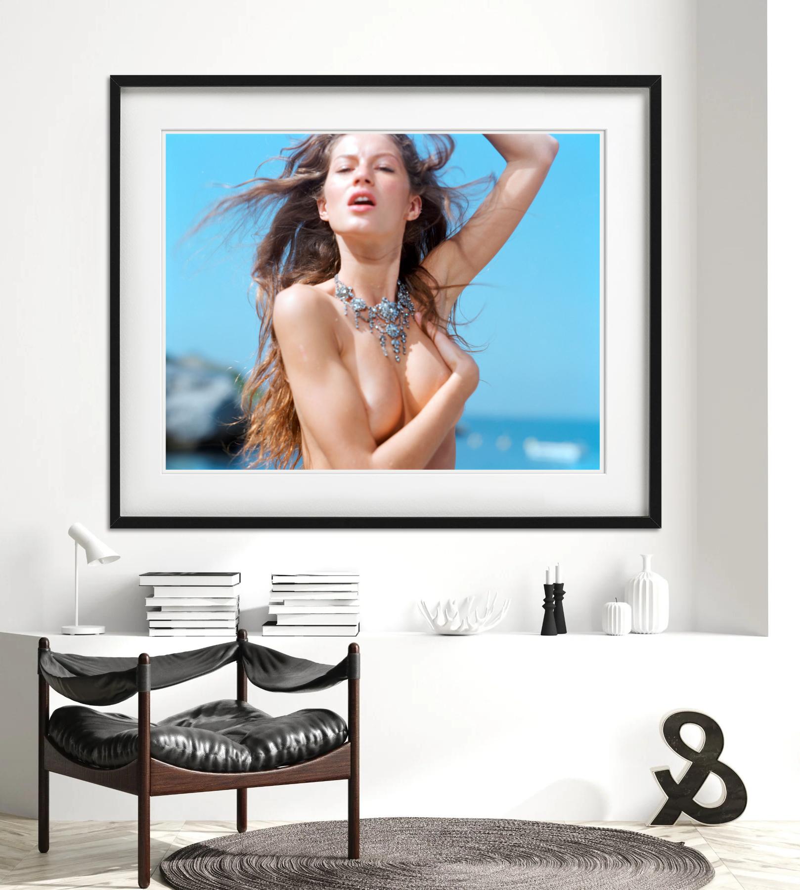 Gisele Bündchen - Portrait nu avec Jewelry, photographie d'art, 1999 en vente 4