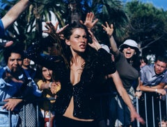 Vintage Gisele Buendchen with Paparazzis, Cannes - supermodels escaping from the press
