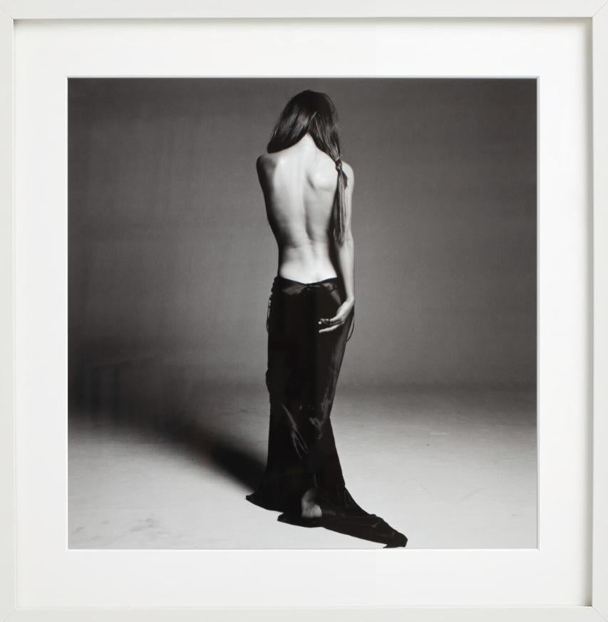 Helena Christensen, campagne pour une sexualité sans risque, mannequin posant le dos découvert en vente 3