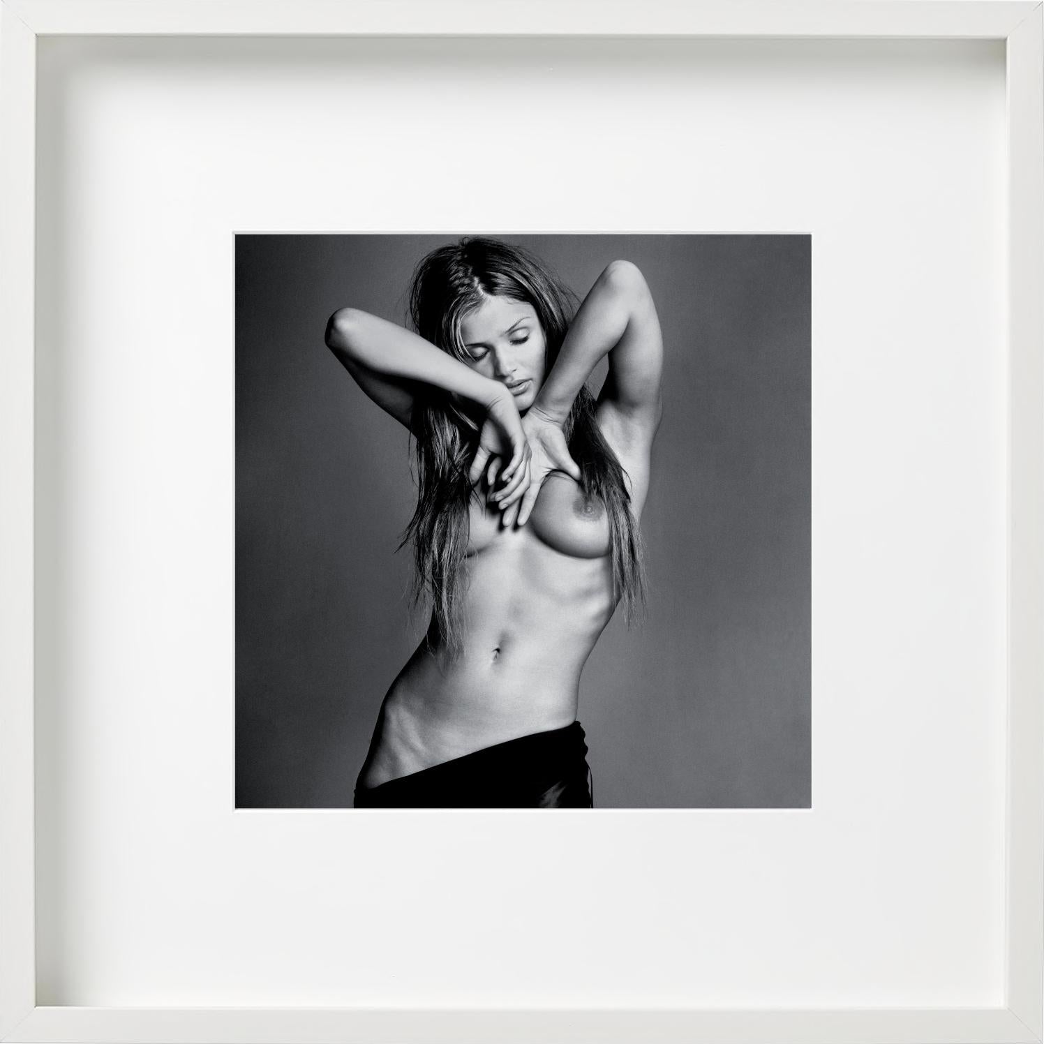 Helena Christensen III , Fotografía artística, 1993 - Photograph Contemporáneo de Michel Comte