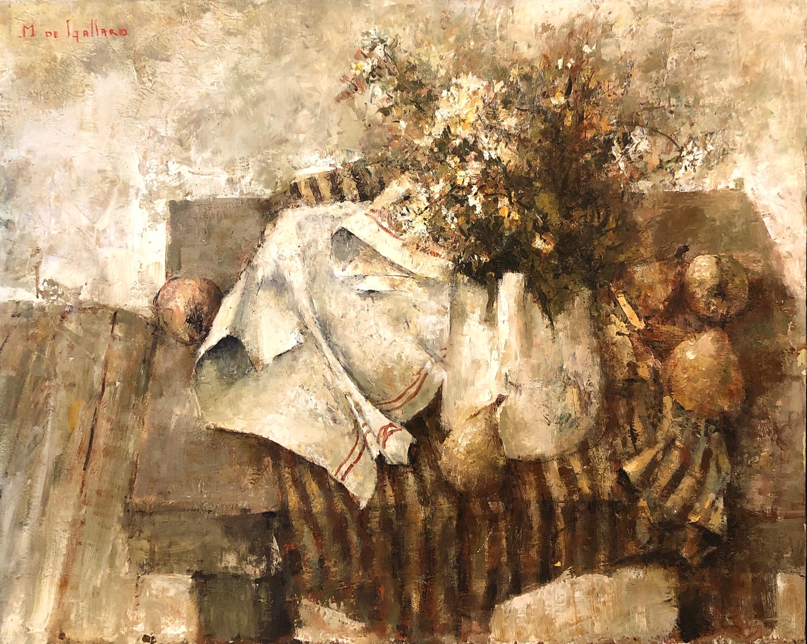Peinture à l'huile de l'école expressionniste de Paris - Nature morte avec poire et fleurs - Beige Still-Life Painting par Michel De Gallard