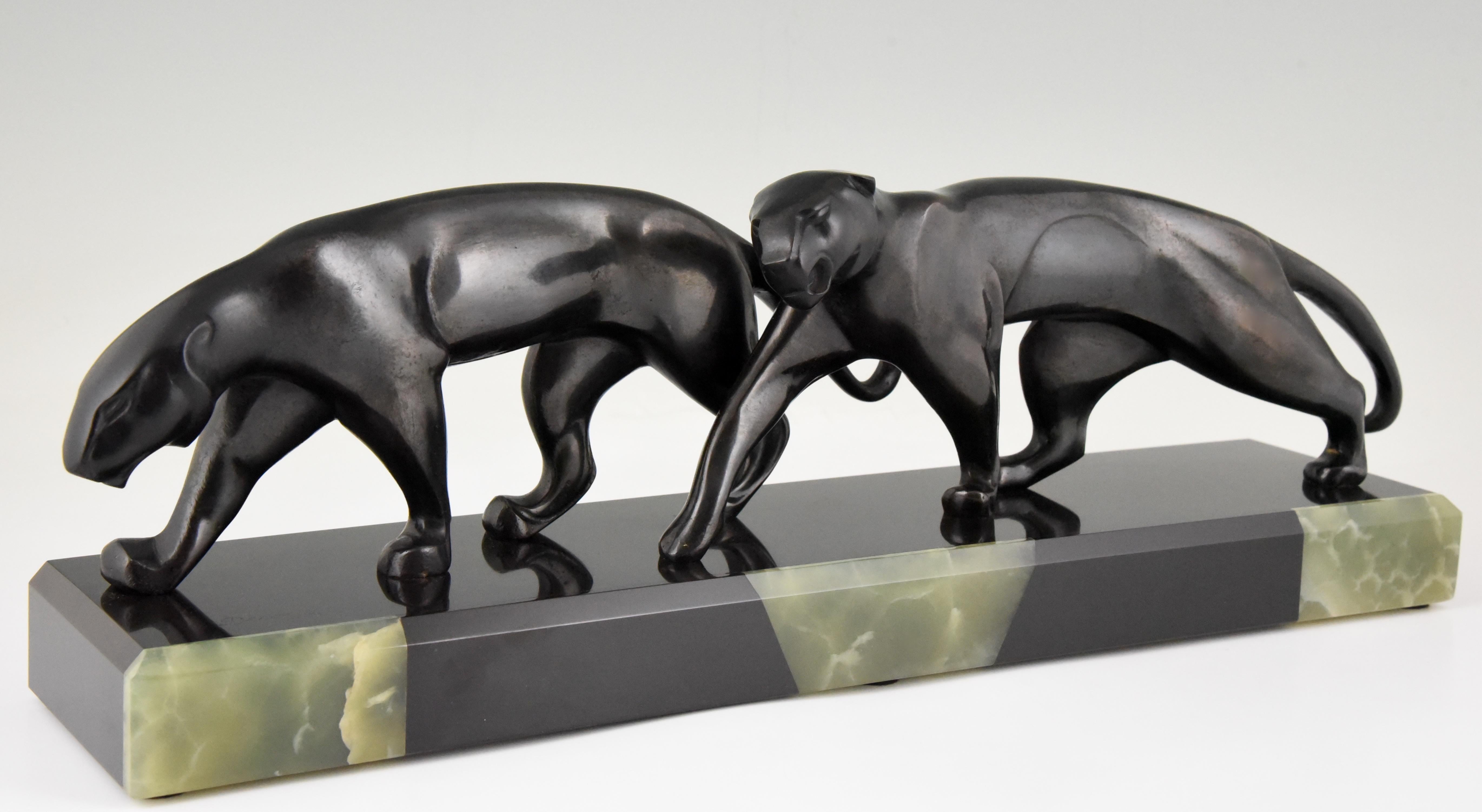 French Michel Decoux Art Deco Bronze Sculpture Two Panthers, France, 1920