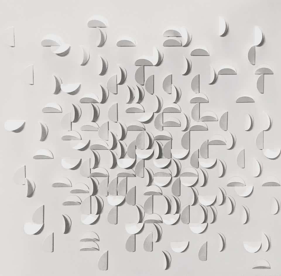 Michel Deverne Abstract Sculpture - Kinetic Modern Abstract Geometric Sculpture "Étoile Éclatée" 1967 White