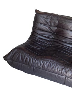 Michel Ducaroy : Canapé / Sofa Togo 3 Places Cuir Noir, Juin 2004
