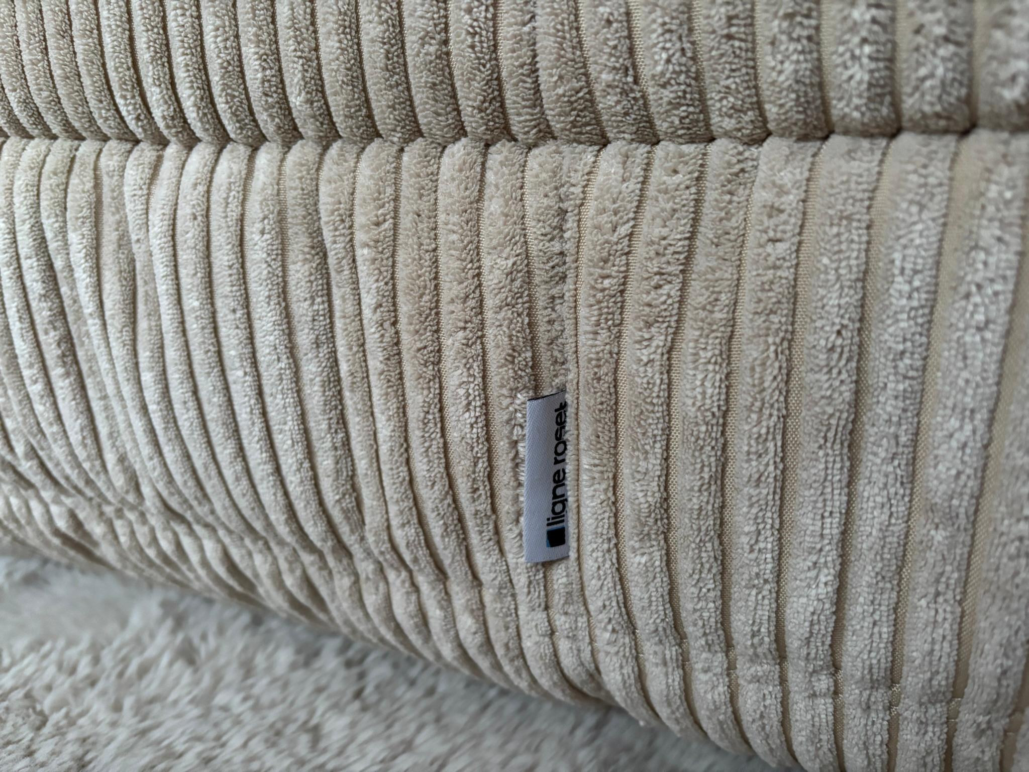Michel Ducaroy for Ligne Roset Beige Corduroy Togo Sofas, Set of 5 siglo XX en venta