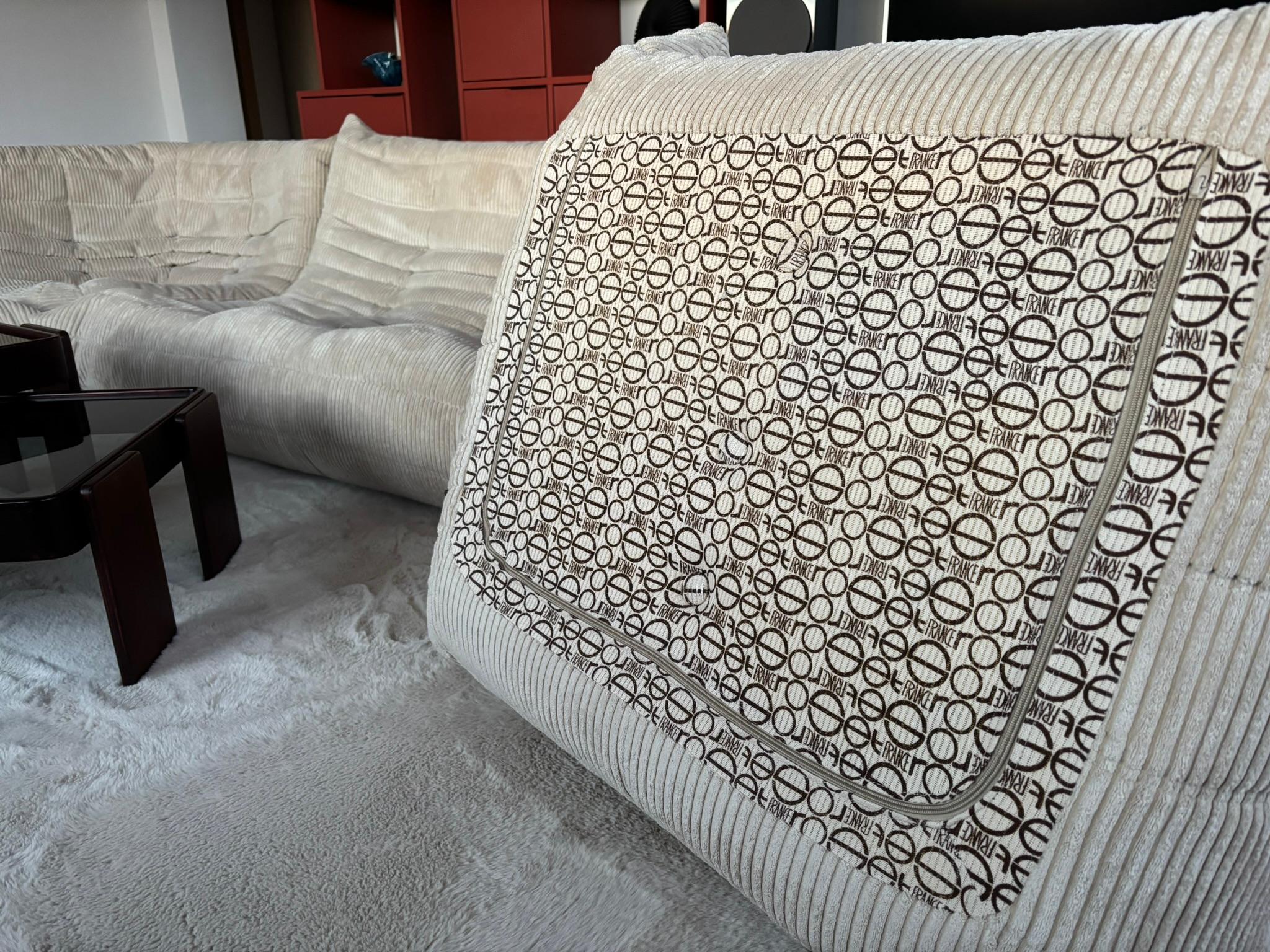 Michel Ducaroy for Ligne Roset Beige Corduroy Togo Sofas, Set of 5 Textil en venta