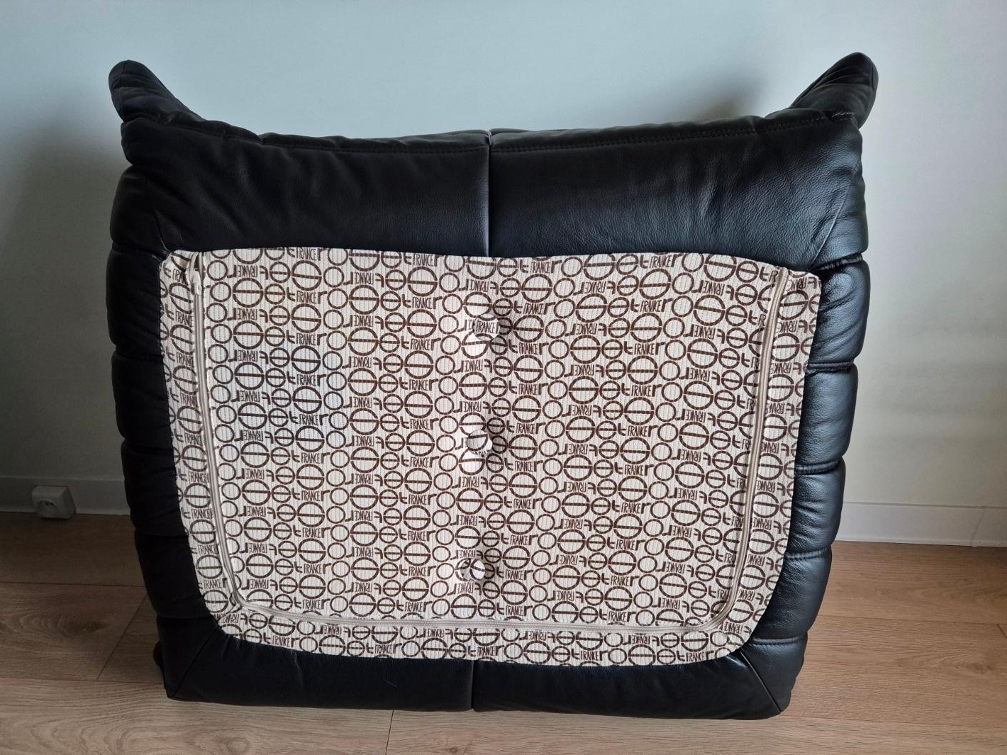 Sofá y puf Togo de piel negra, set de 2, Michel Ducaroy para Ligne Roset 7