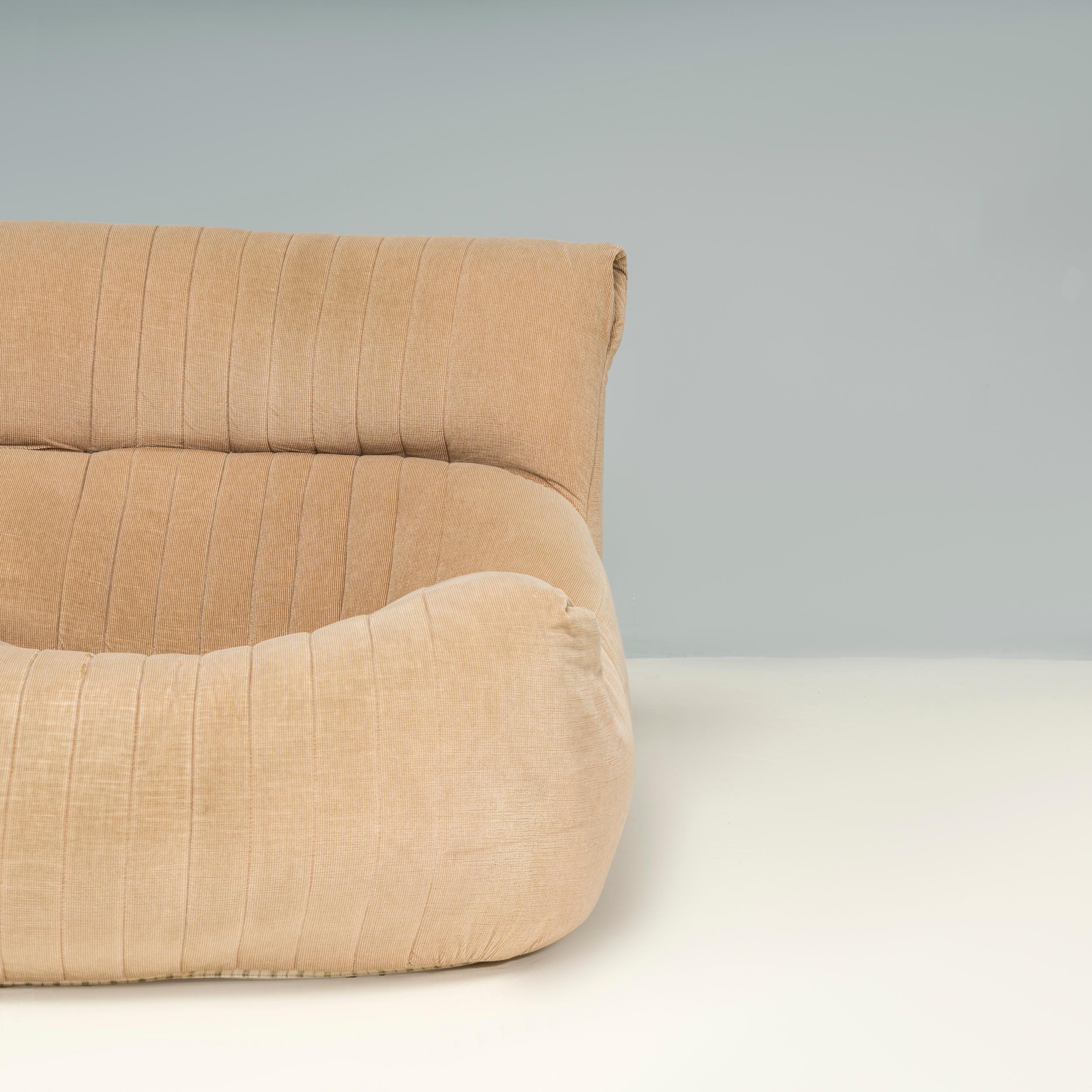 Michel Ducaroy for Ligne Roset Brown Fabric Aralia Sofa In Fair Condition For Sale In London, GB
