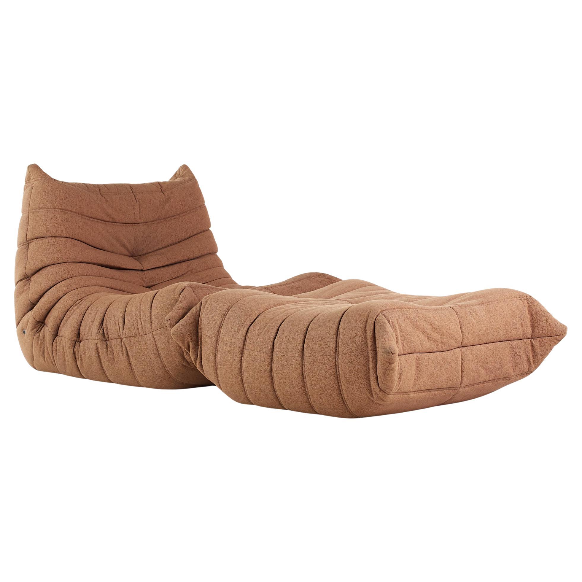 Michel Ducaroy for Ligne Roset Mid Century Togo Lounge Chair with Ottoman in vendita