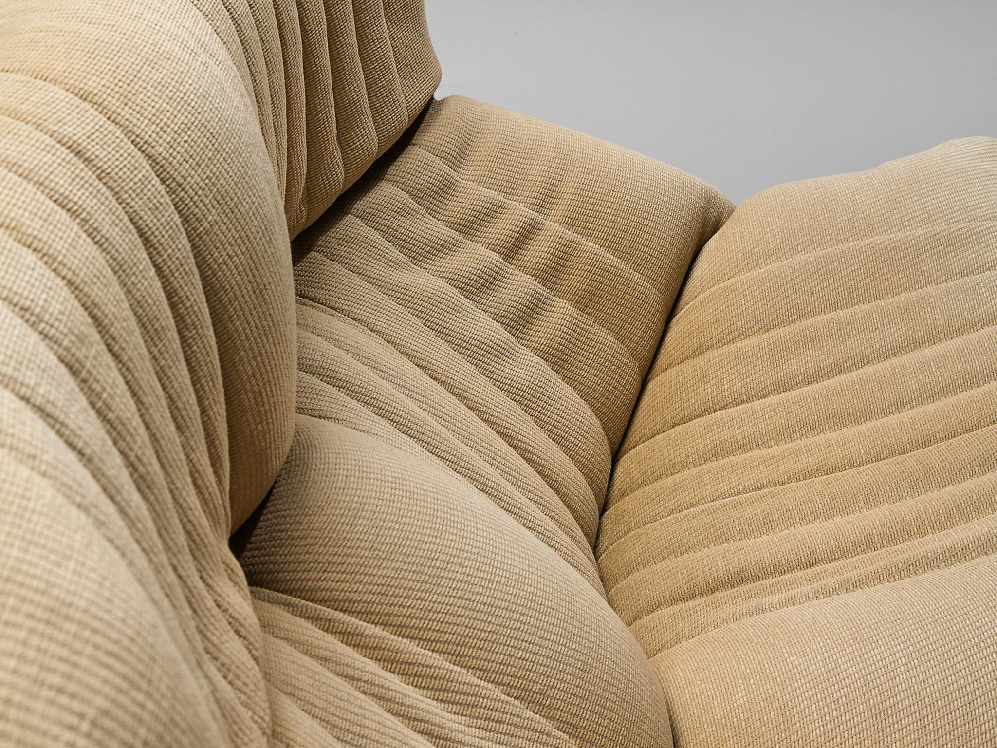 Michel Ducaroy para Ligne Roset Sofá tapizado en beige en venta 1