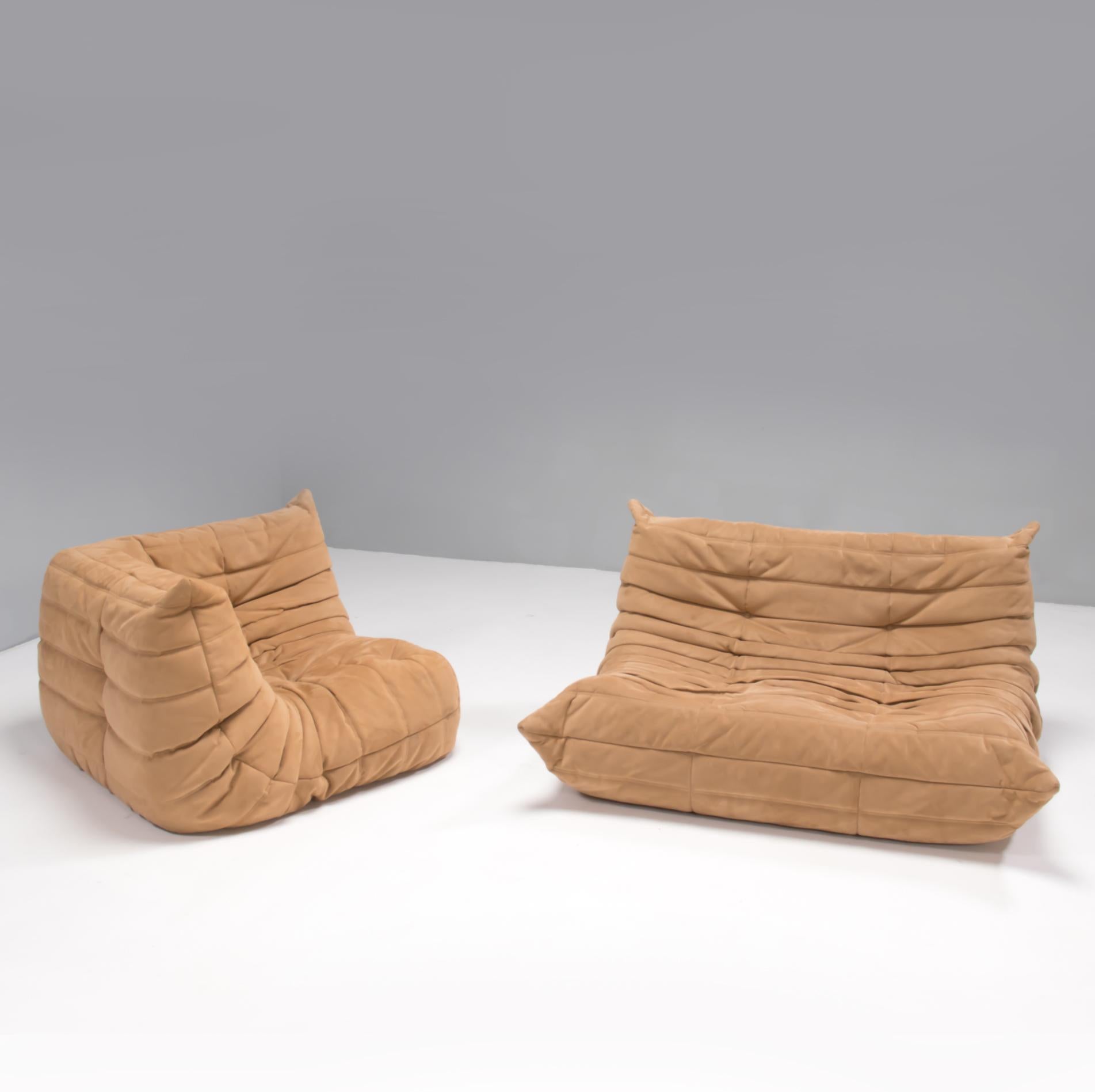Michel Ducaroy für Ligne Roset Togo 2 Seater Sofa und Eck aus braunem Wildleder im Zustand „Gut“ in London, GB