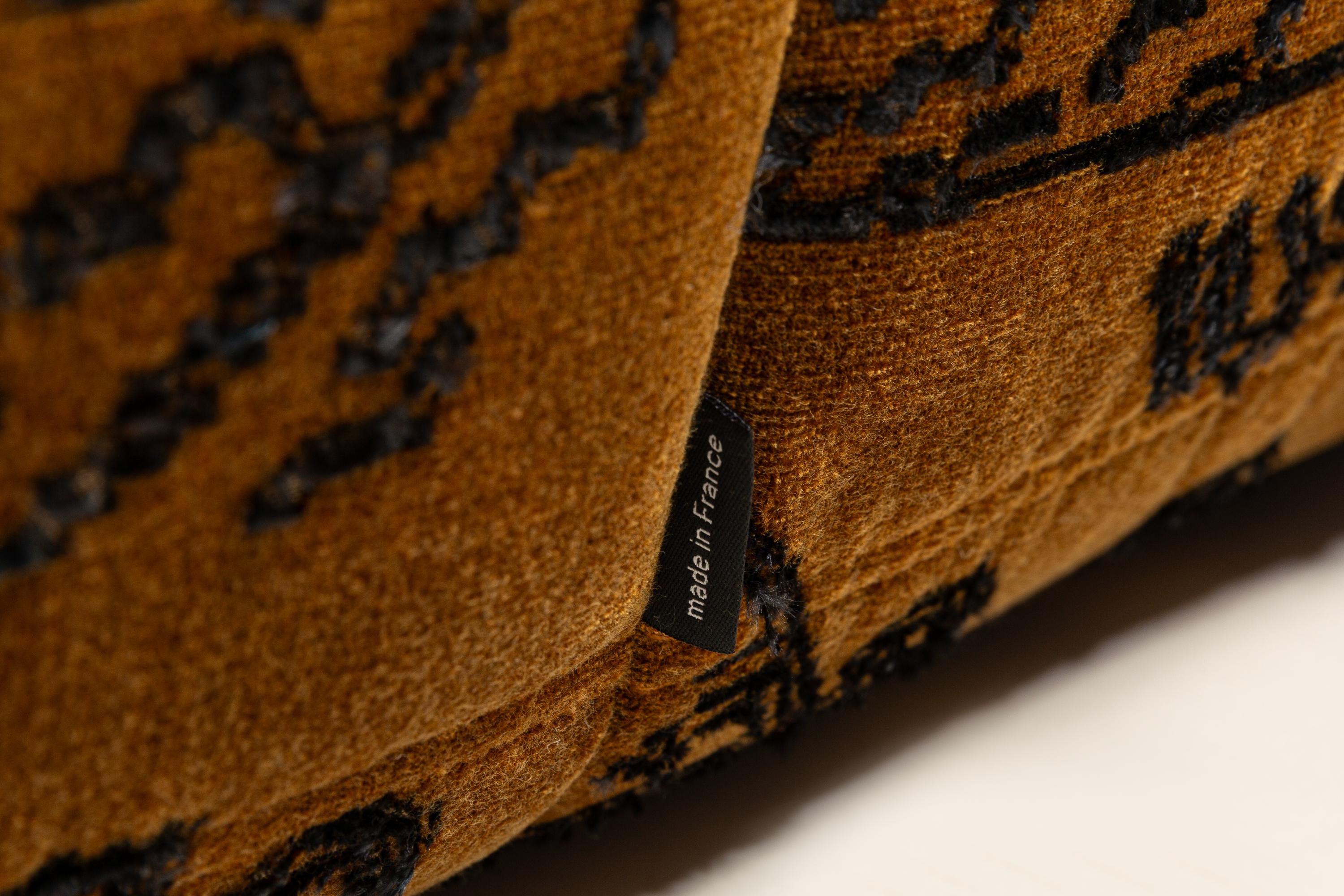 Michel Ducaroy for Ligne Roset TOGO Footstool Ottoman in Tiger Mountain by Dedar en vente 1