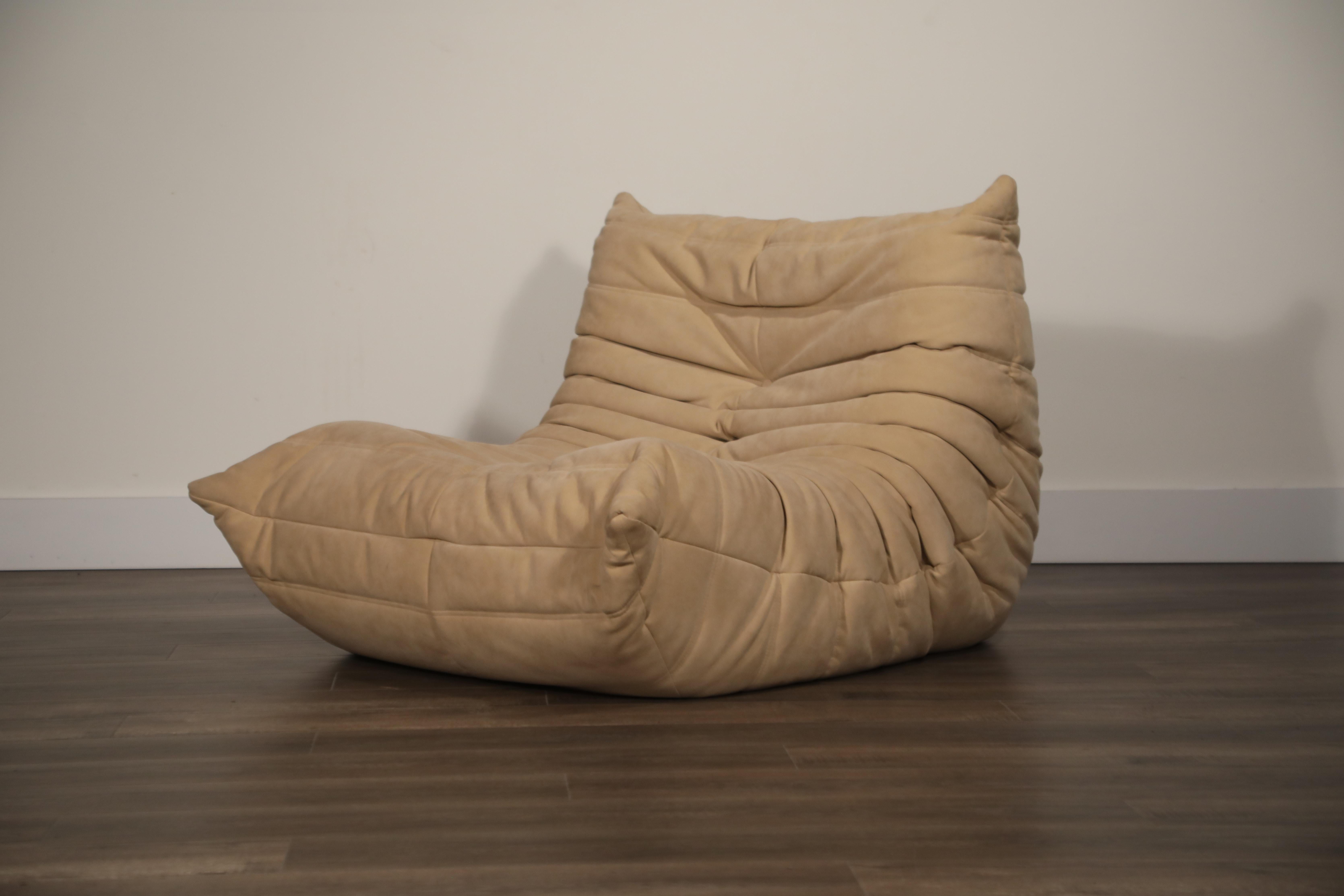 Michel Ducaroy für Ligne Roset Togo Sektionssofa aus beigem Alcantara-Ultrasuede 4