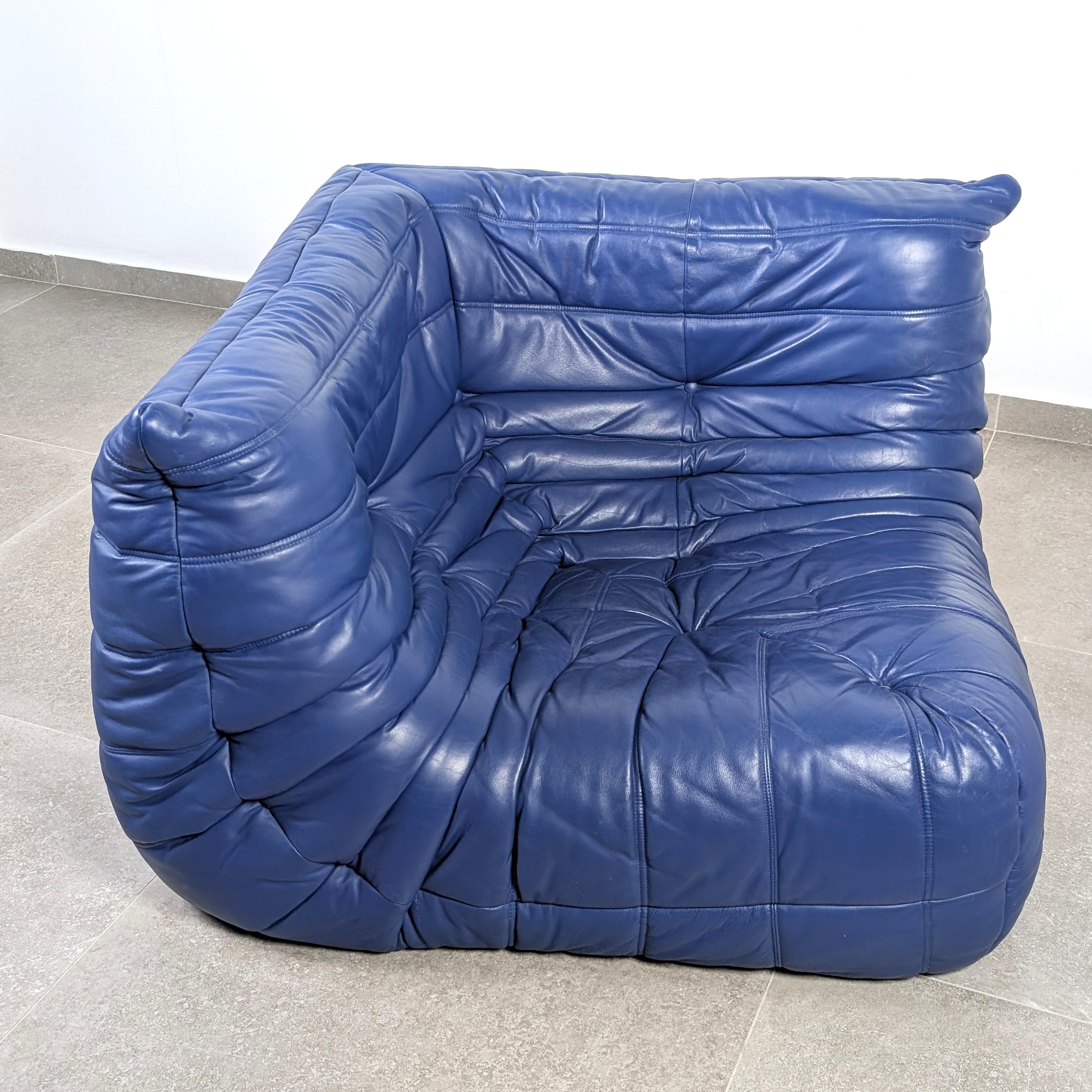 Michel Ducaroy Ligne Roset Divano ad angolo in pelle blu Togo Francia anni '80 in vendita 2