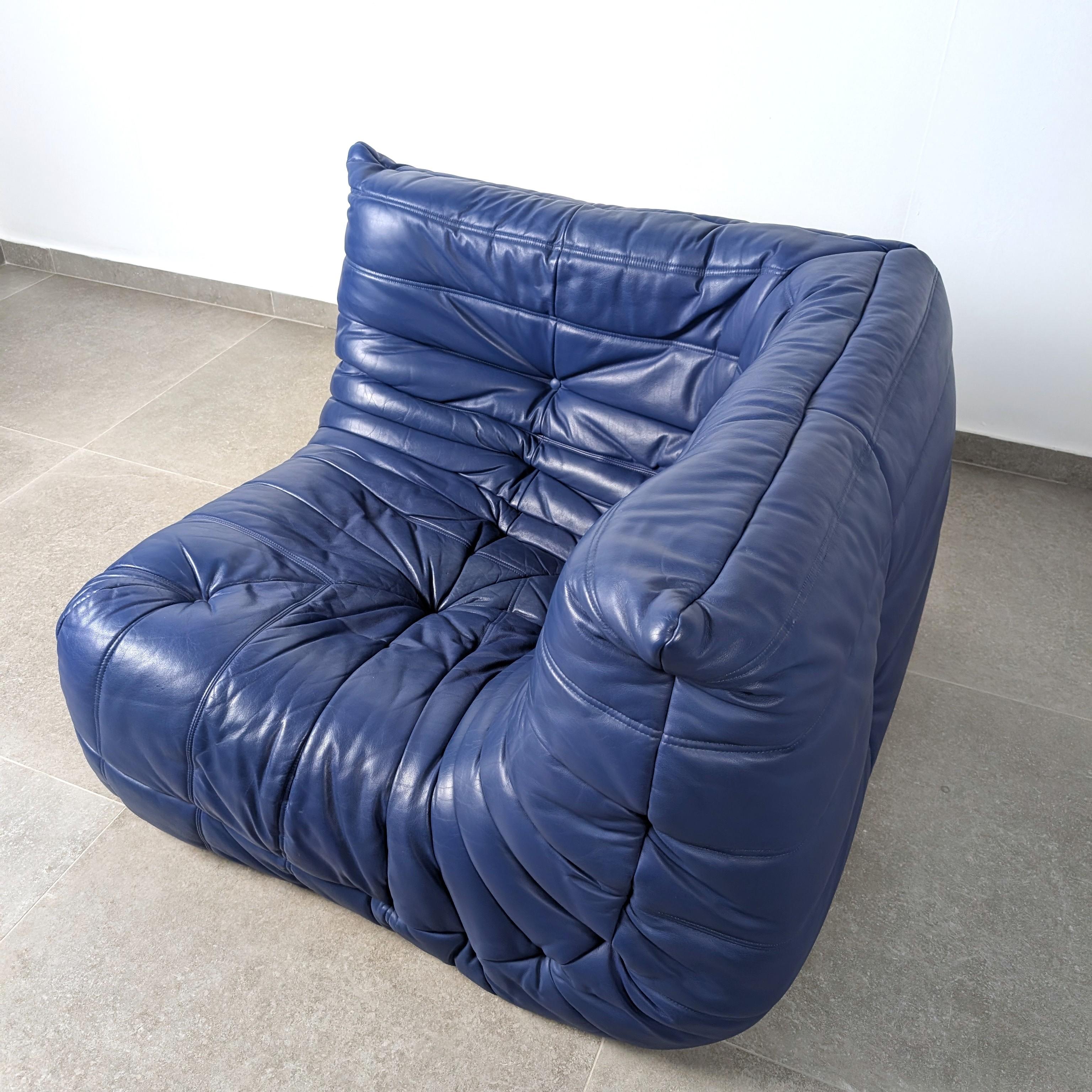 Francese Michel Ducaroy Ligne Roset Divano ad angolo in pelle blu Togo Francia anni '80 in vendita