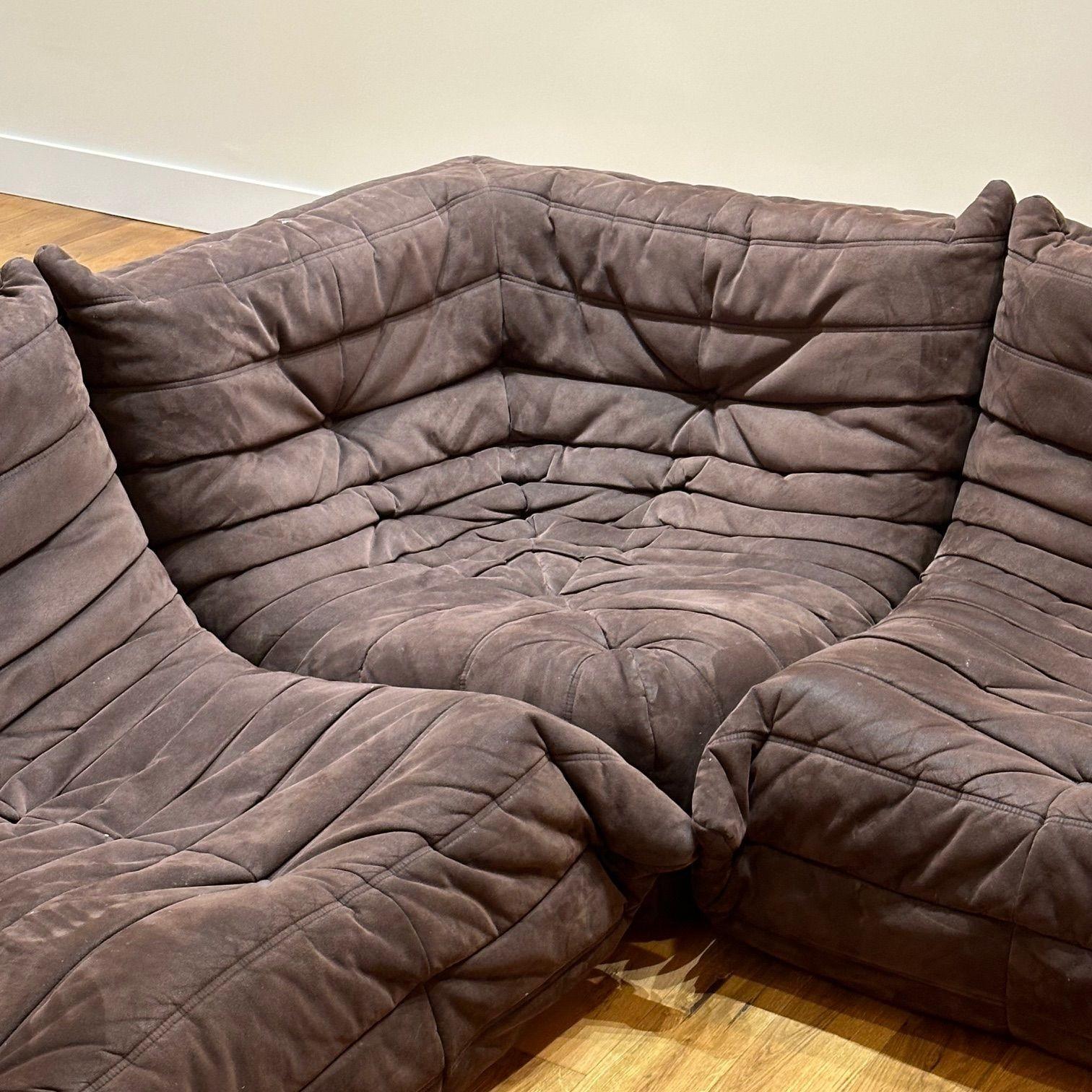 Michel Ducaroy, Ligne Roset, Mid-Century Modern, Togo Sofa Set, Brown Suede In Fair Condition In Manhasset, NY