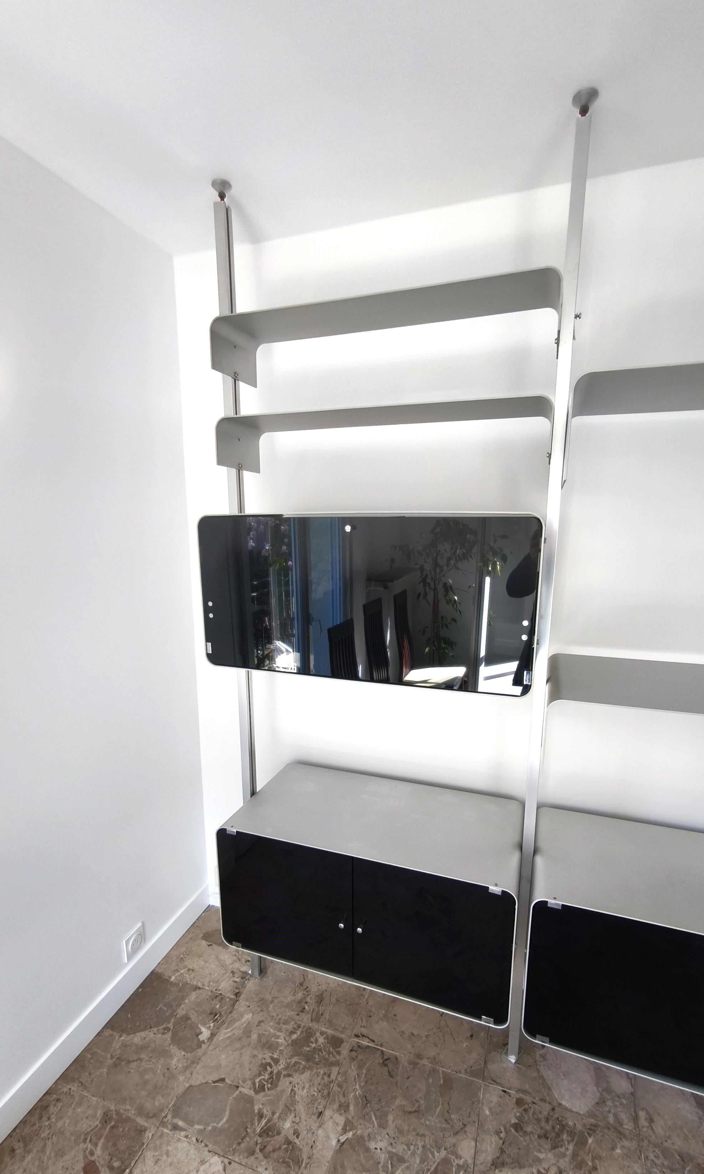Michel Ducaroy modular bookcase wall unit, aluminum boxes and shelves, 70s In Good Condition In Paris, FR
