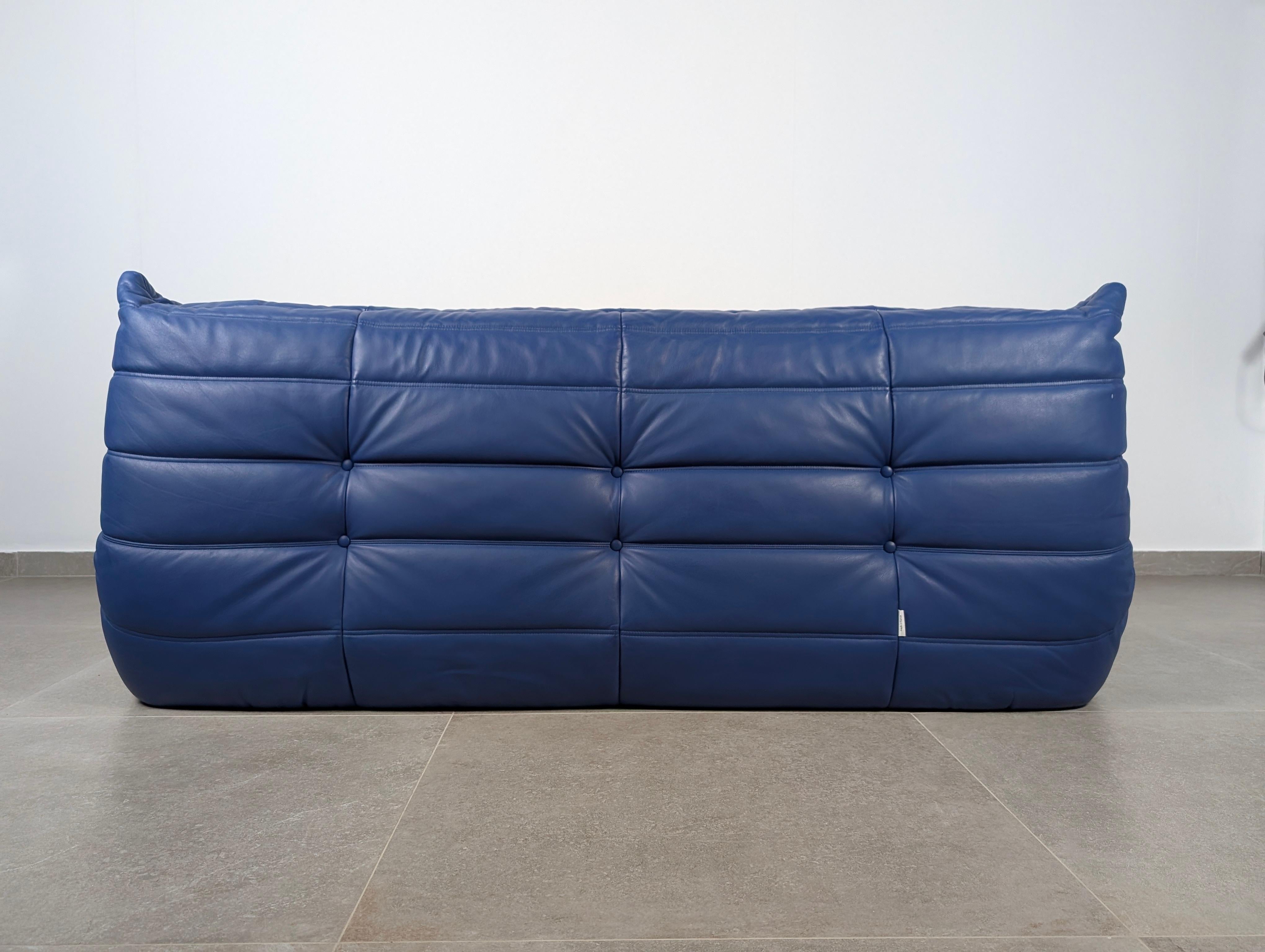Michel Ducaroy Togo Divano a 3 posti in pelle blu Ligne Roset Francia Anni '80 In condizioni buone in vendita a Benalmadena, ES