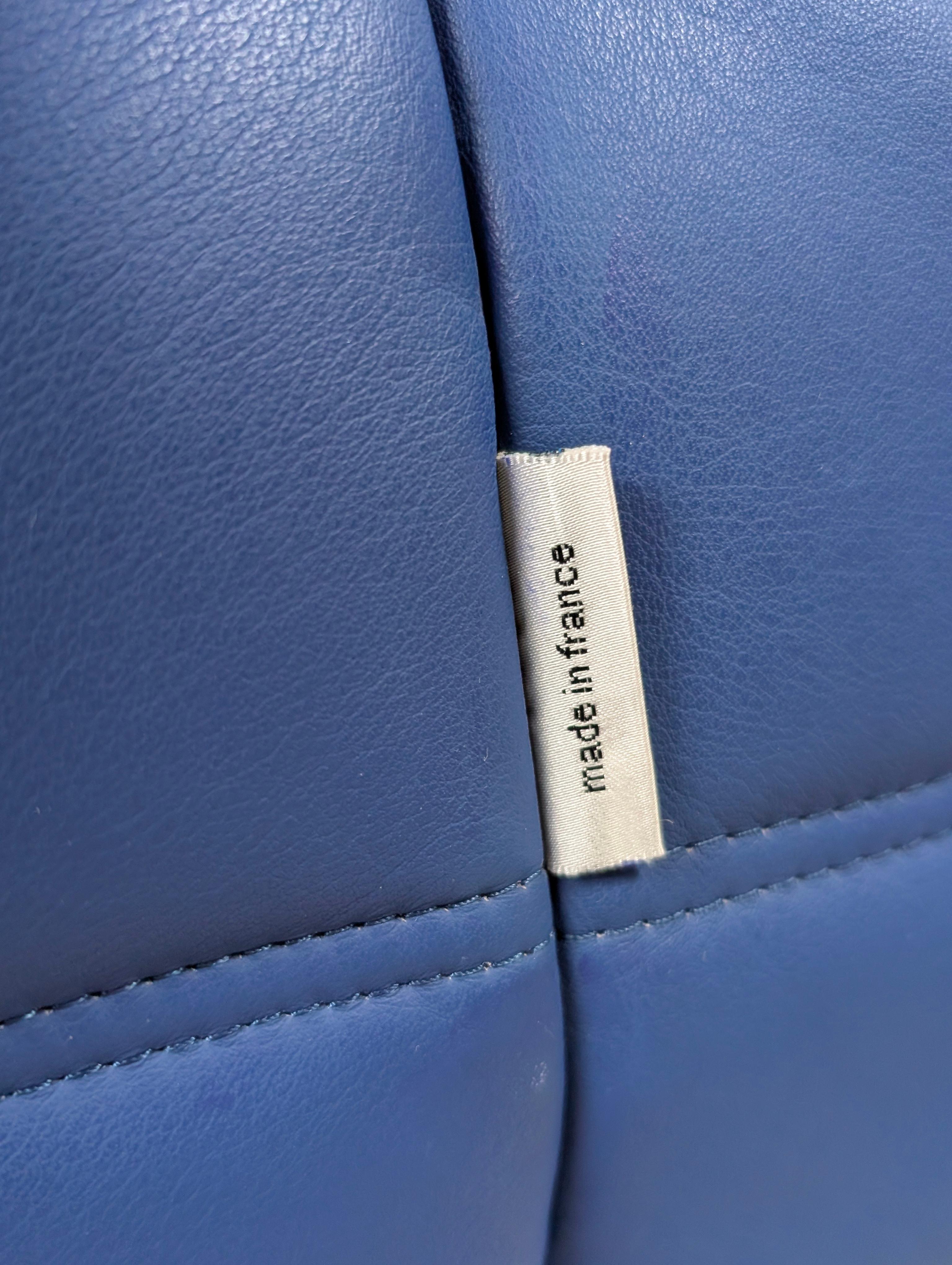 Michel Ducaroy Togo Divano a 3 posti in pelle blu Ligne Roset Francia Anni '80 in vendita 2