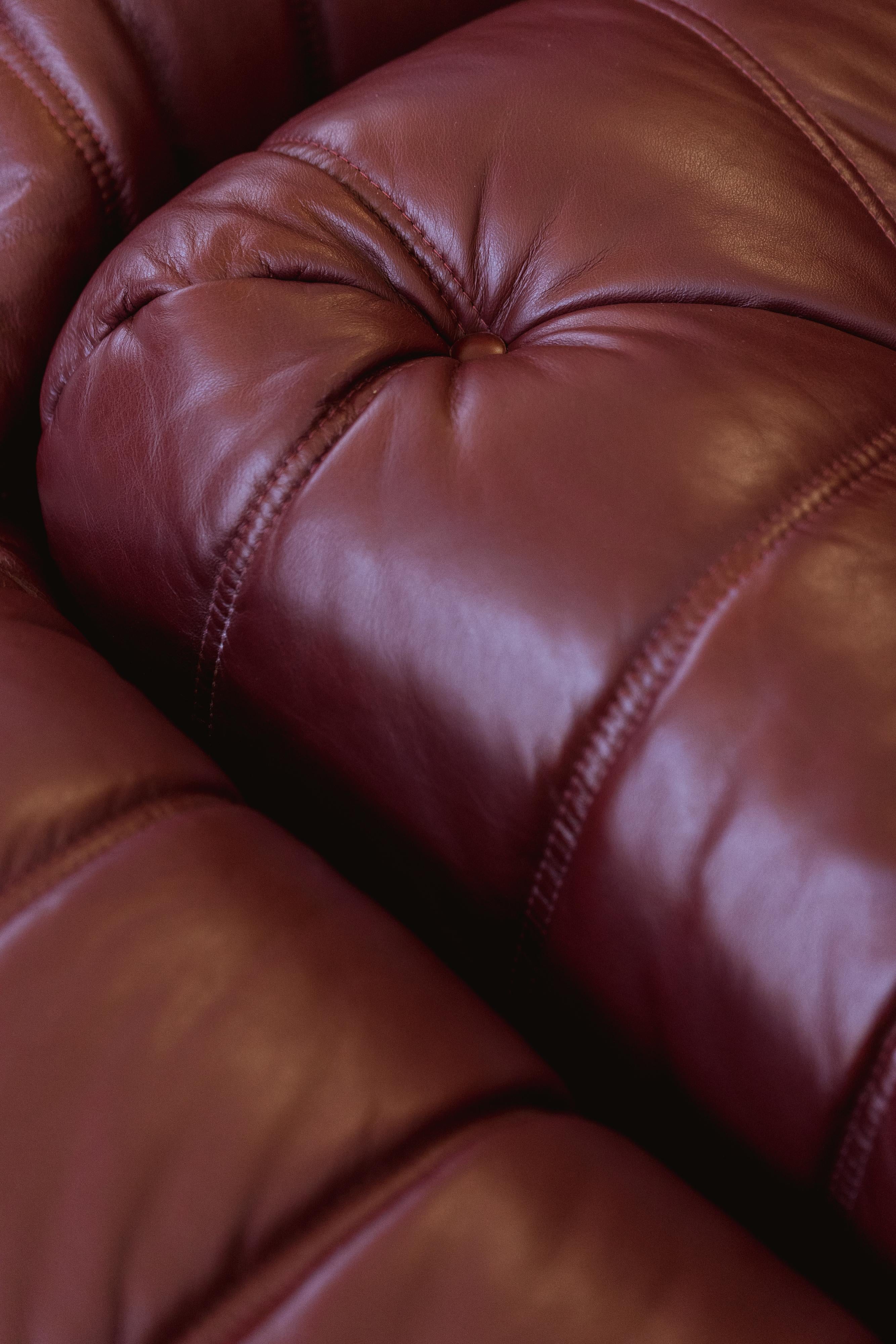 Michel Ducaroy “Togo” Modular Sofa for Ligne Roset, Burgundy, 1973, Set of 4 For Sale 8