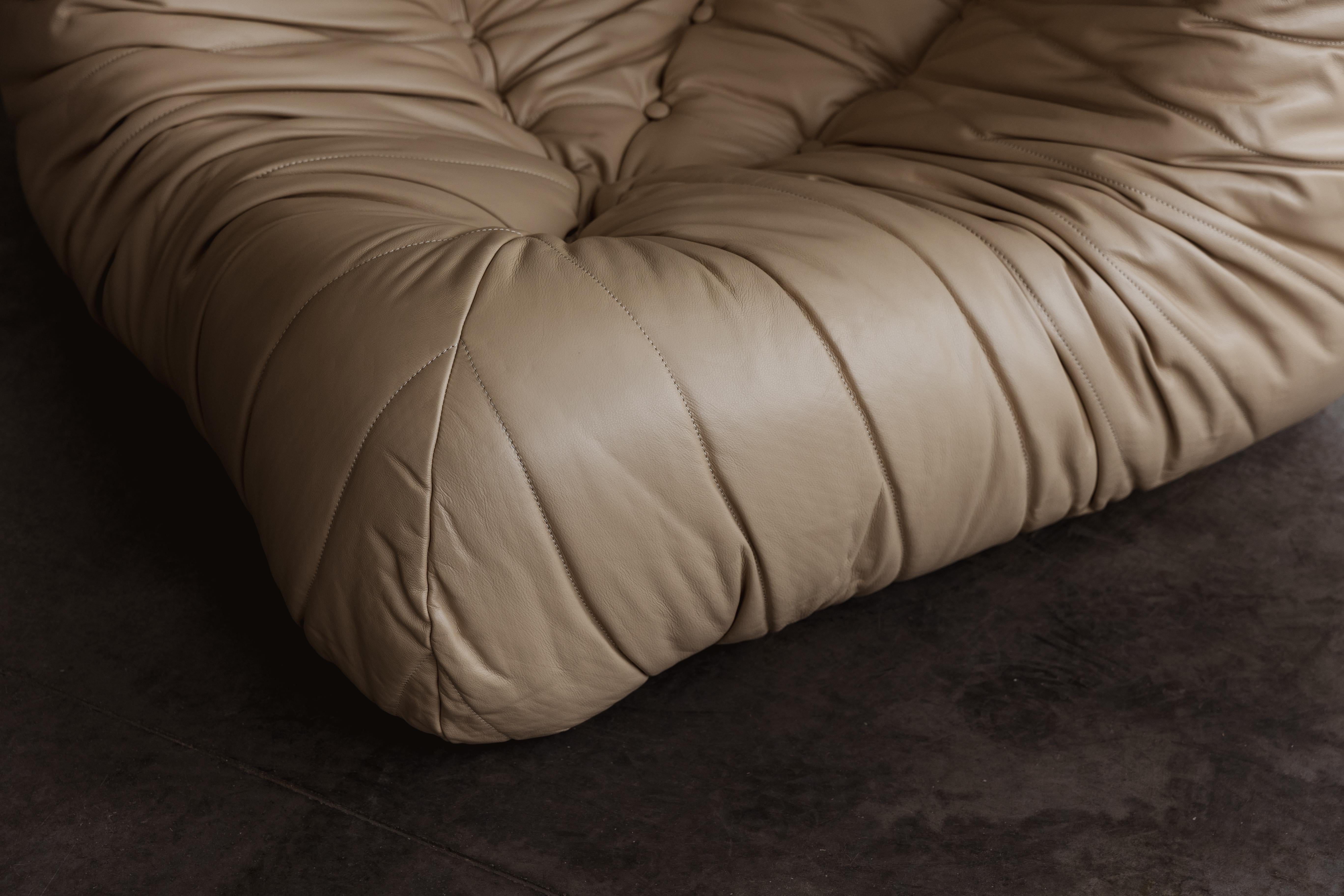 Michel Ducaroy “Togo” Modular Sofa for Ligne Roset, 1973, Set of 4 In Good Condition For Sale In Lonigo, Veneto