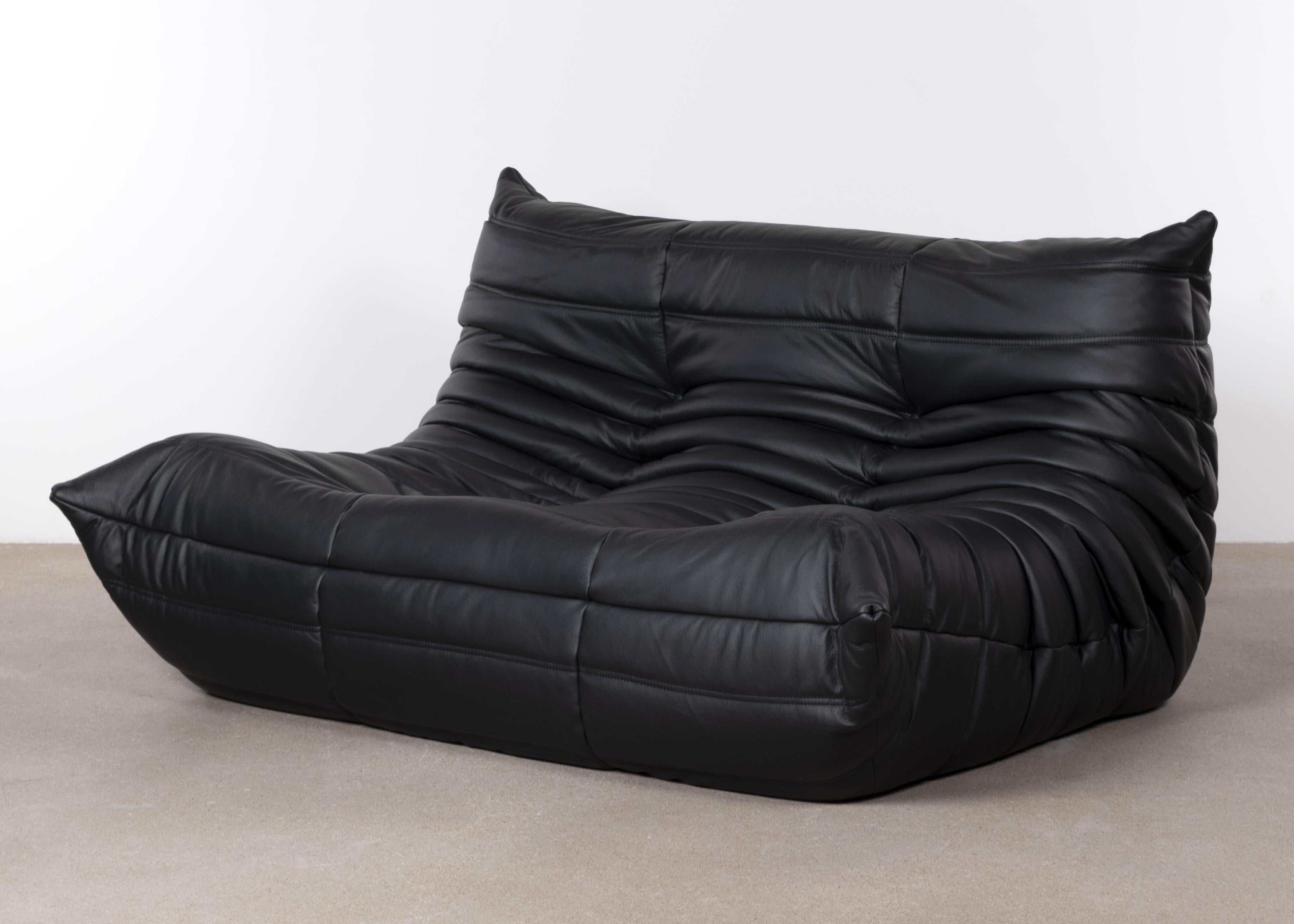 Mid-Century Modern Michel Ducaroy Togo Two-Seat Sofa in Black Leather for Ligne Roset, 1973