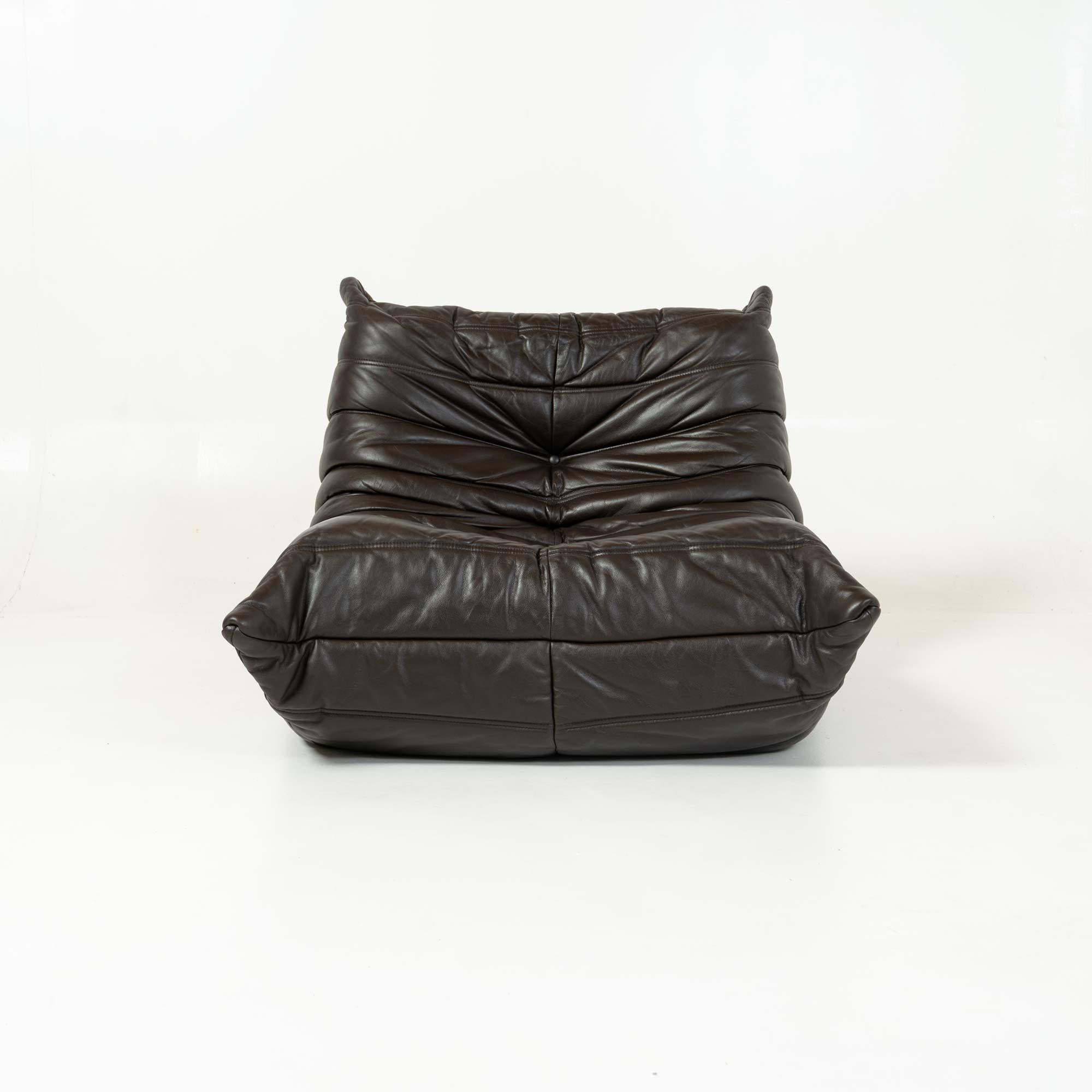 A Ligne Roset classic, Michel Ducaroy's Togo has been the ultimate in comfort and style for over forty years. The timeless collection features an ergonomic design with multiple density polyether foam construction and quilted covers, making each