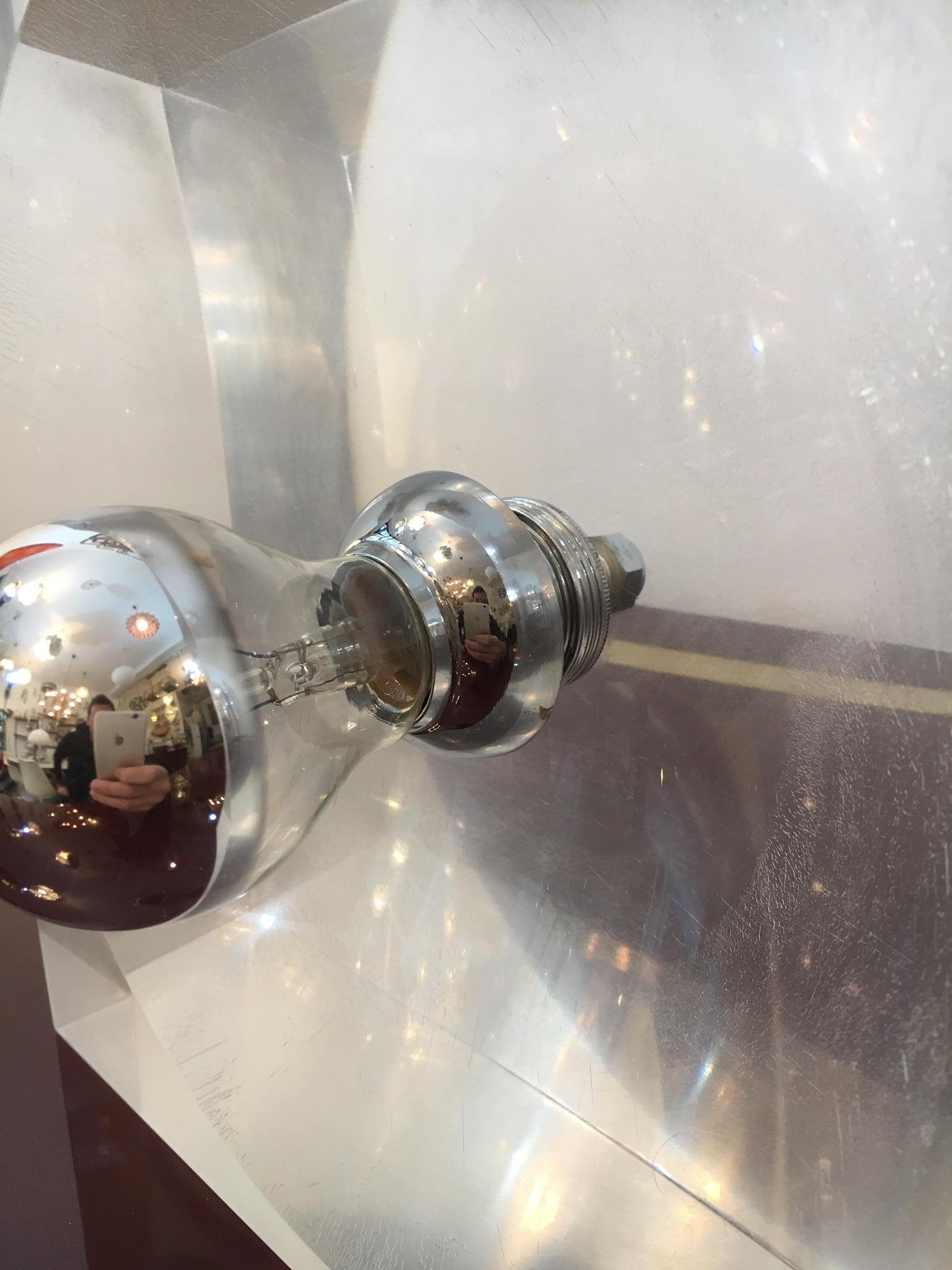 Michel Dumas Acrylic & Chrome Table Lamp, France ca. 1970s In Good Condition For Sale In Geneva, CH