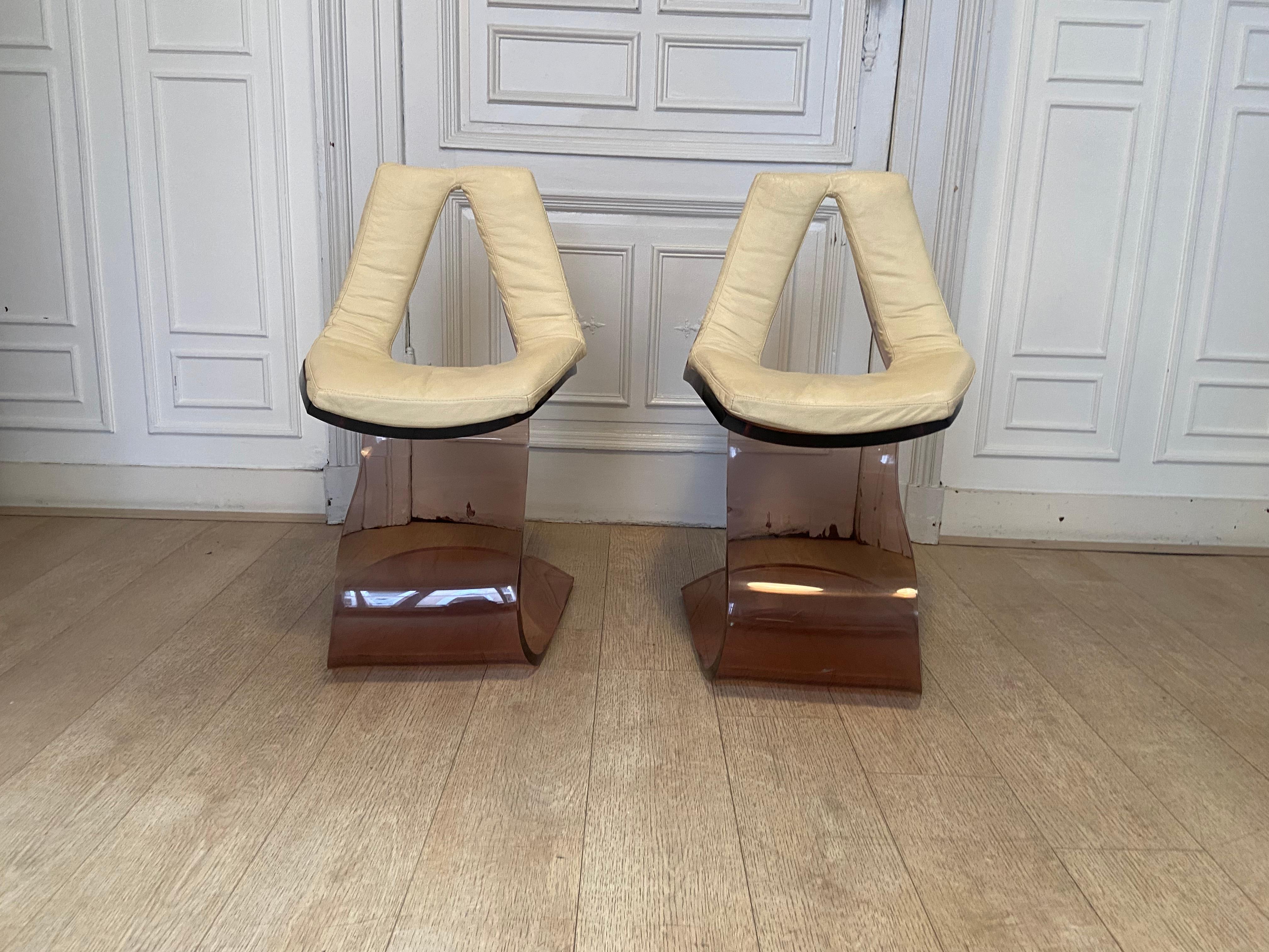 Michel Dumas Chairs, Plexiglass, 1970s In Good Condition For Sale In Brussels , BE
